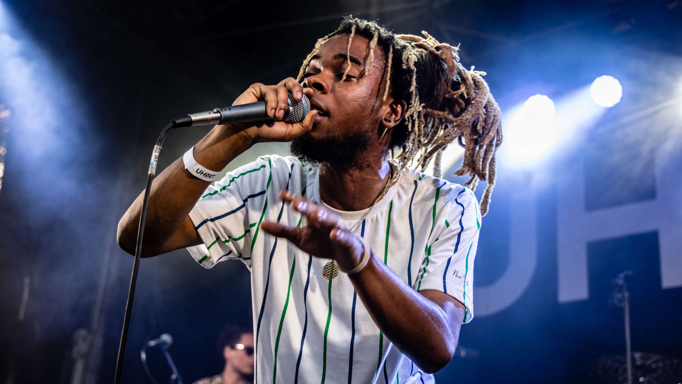 De 10 fedeste koncerter, vi så på talentfestivalen Uhørt: Bittersød violinpop, bizar dub-prædiken og en rapper med styr på publikum