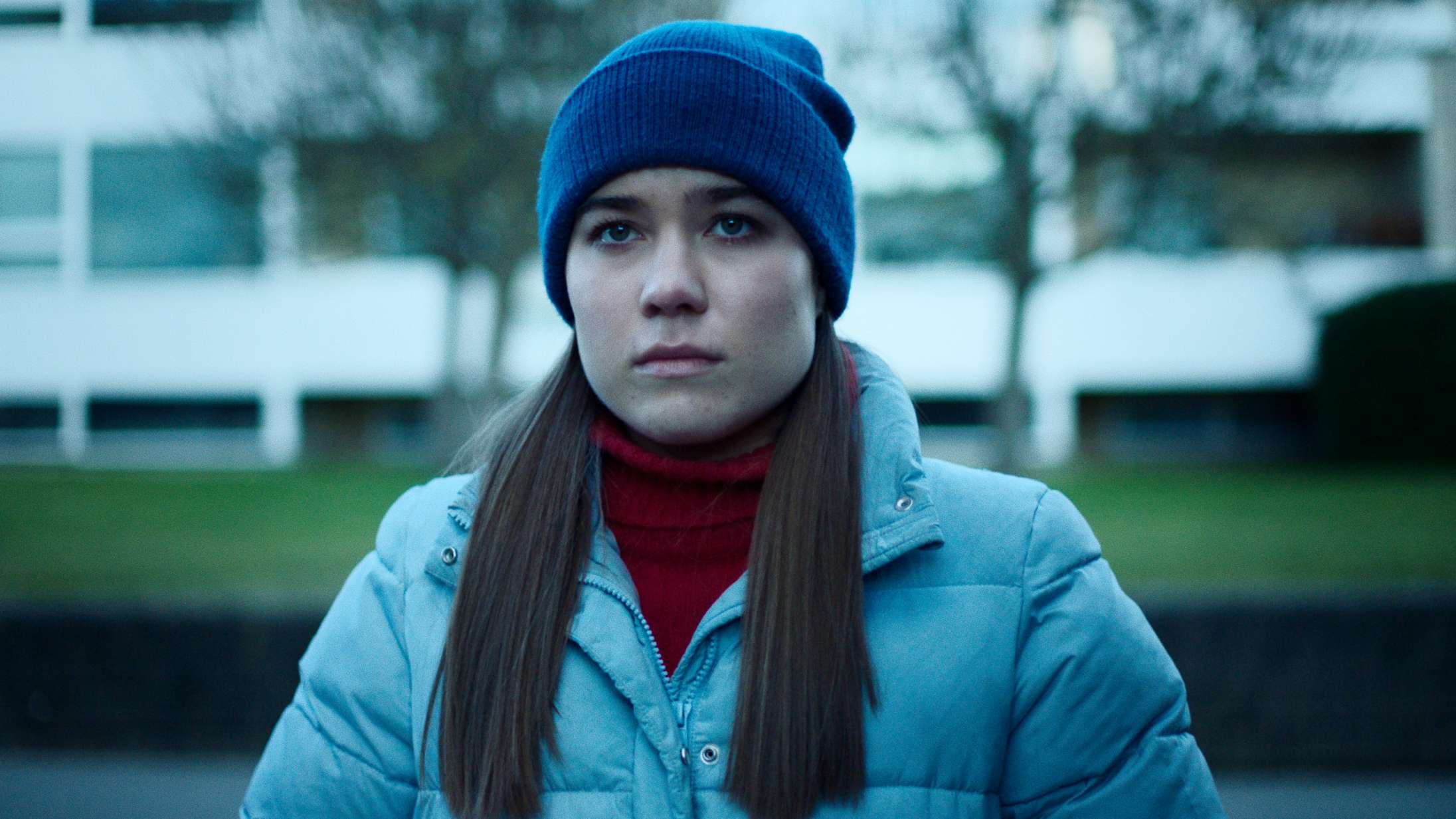 Hvem voldtog Monica? Se traileren til serien ’Håber du kom godt hjem’ med Filippa Navarana Coster-Waldau