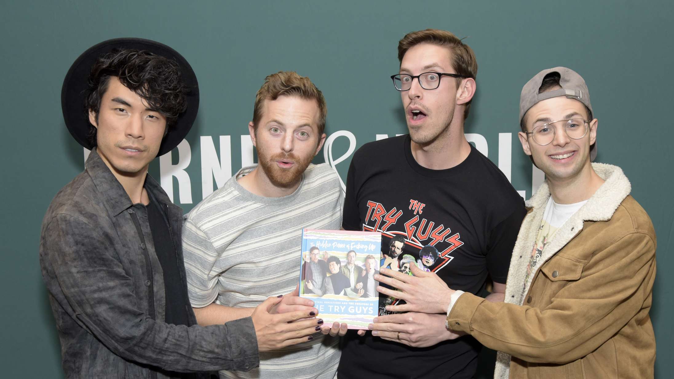 The Try Guys smider medlem på porten efter utroskabsdrama