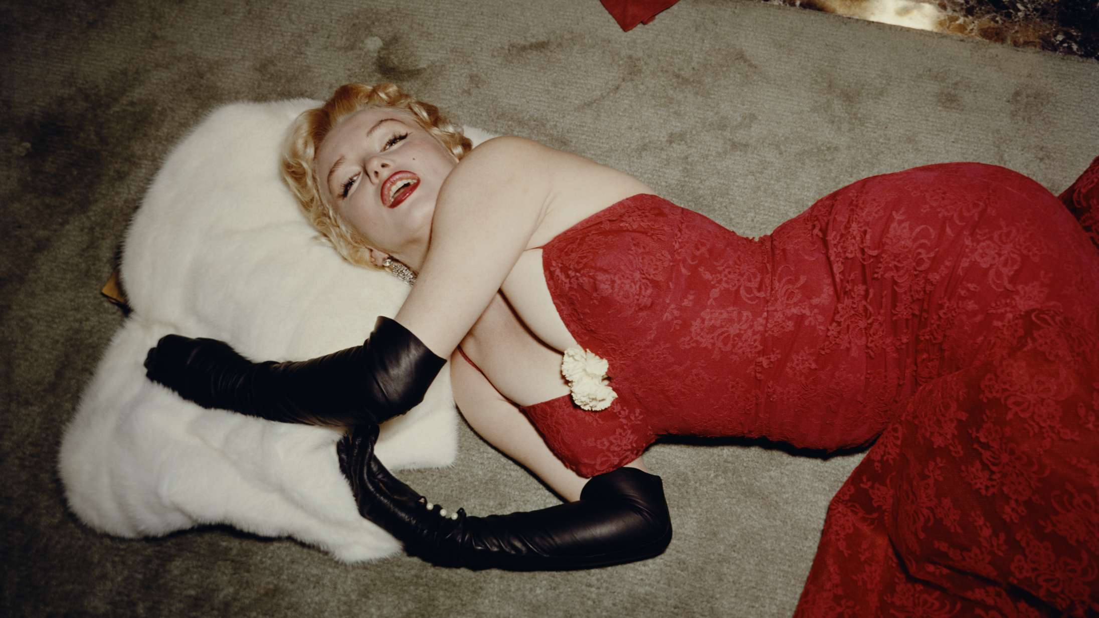 60 år efter hendes død er det tid til at fortælle Marilyn Monroes historie rigtigt