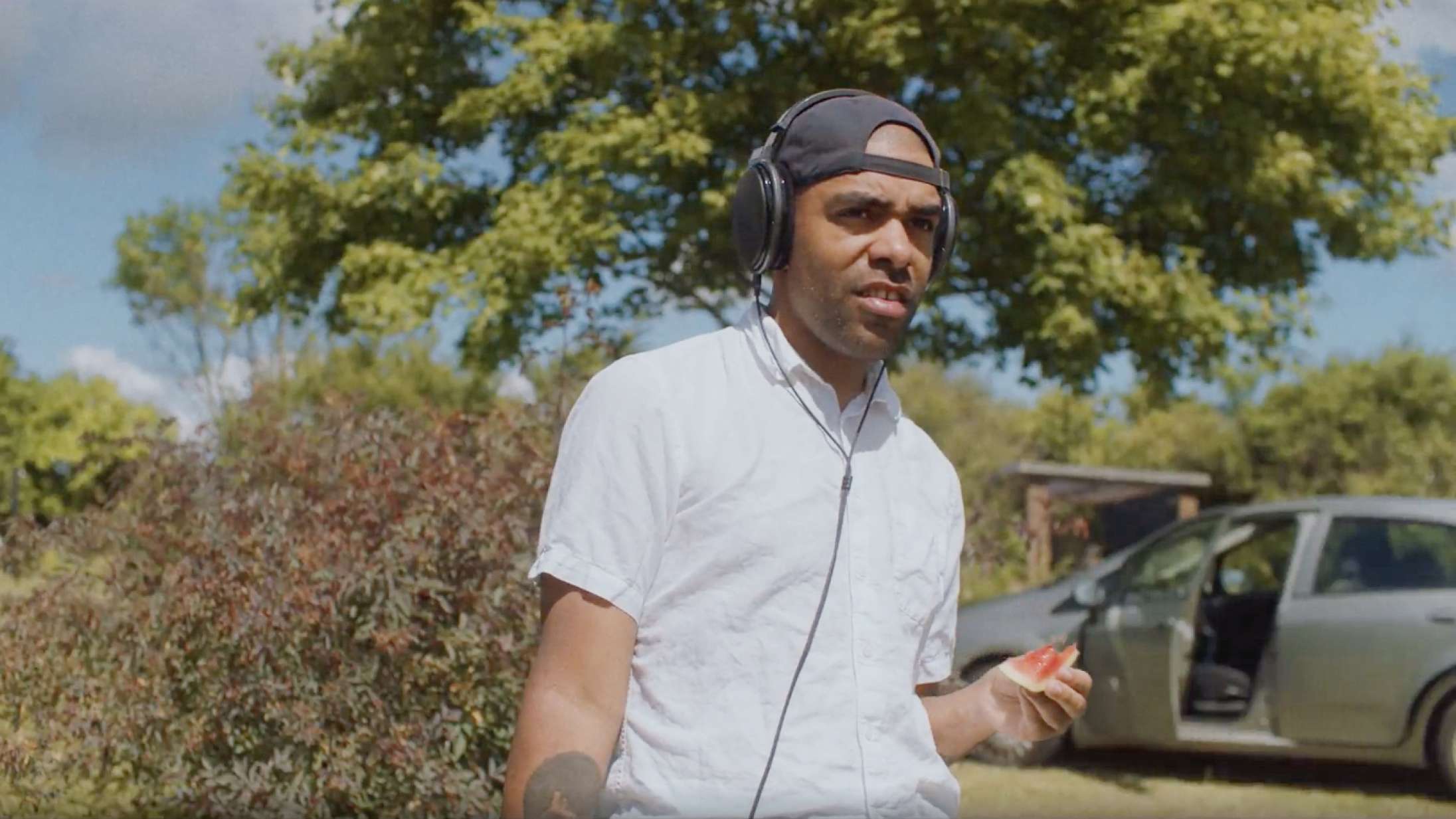 Fra bymenneske til naturelsker: Tre tanker om Hans Philips nye live-video