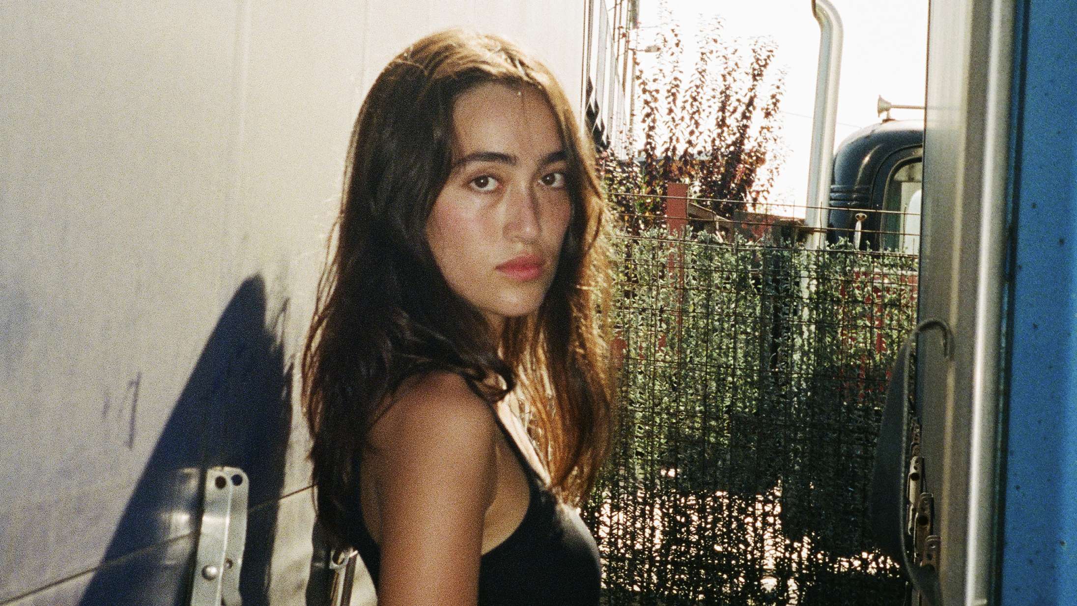 Premiere: Mina Okabe har lavet den perfekte sang til efterårets regnfulde melankoli