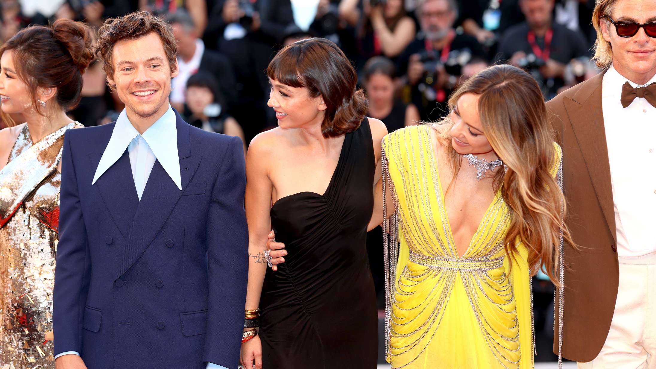 Spyt, utroskab og intriger: Hvad er op og ned i det spektakulære ’Don’t Worry Darling’-drama?