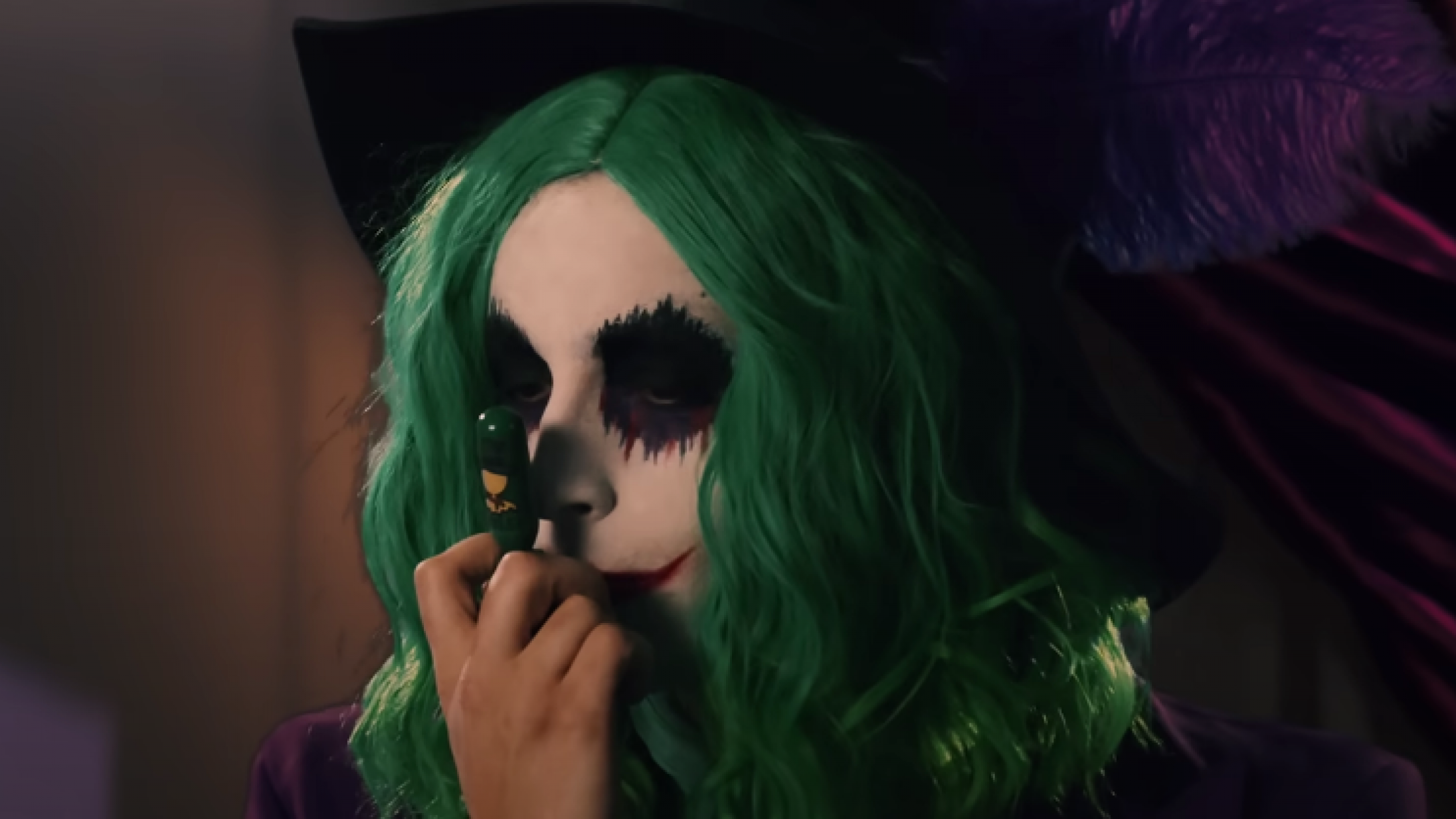 Kritikerrost indiefilm om transkønnet Joker i juridisk modvind