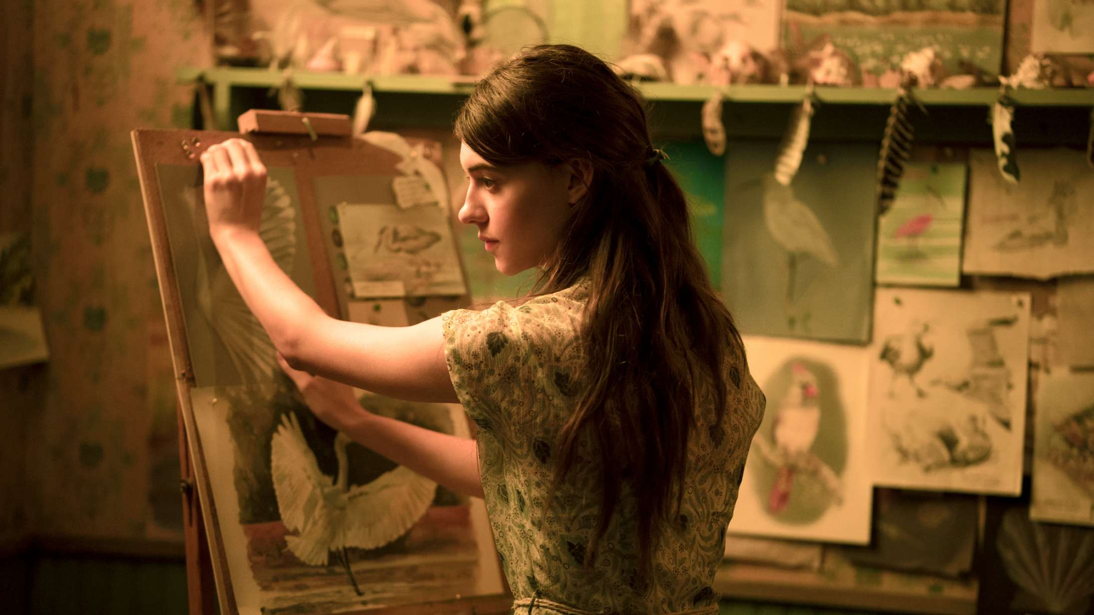 ’Hvor flodkrebsene synger’: Daisy Edgar-Jones er så smuk som altid i bestsellerfilmatisering – og det er et problem