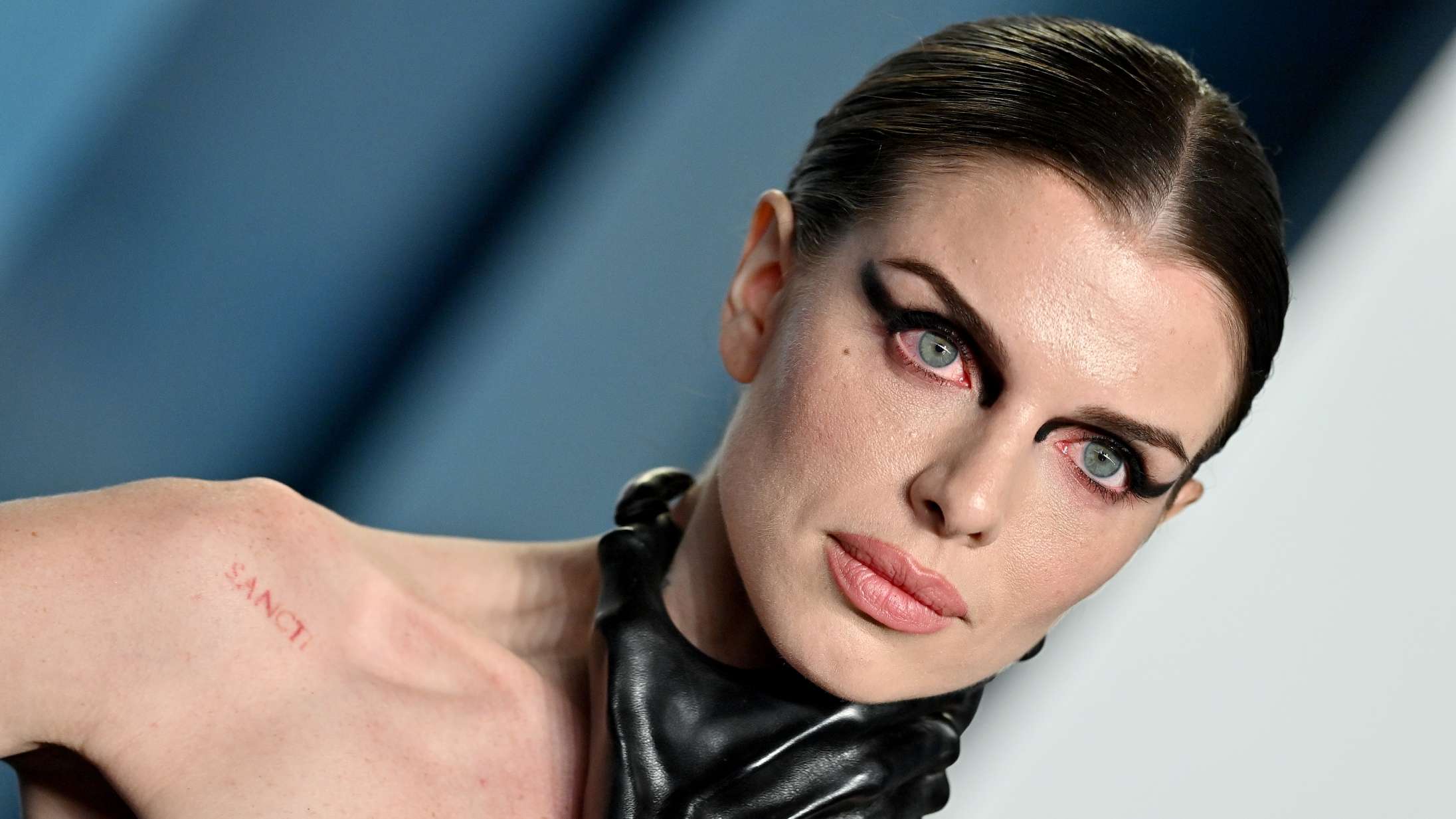 Julia Fox’ bedste date var slet ikke Kanye West, men derimod Drake