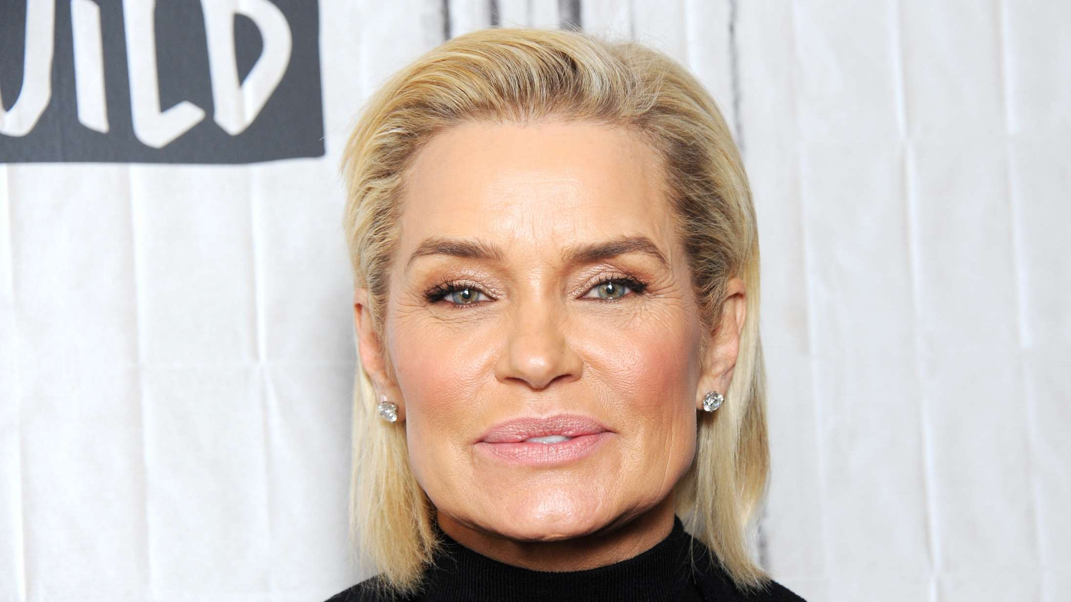 Yolanda Hadid tager pis på kontroversiel mandel-scene med omstridt TikTok-video