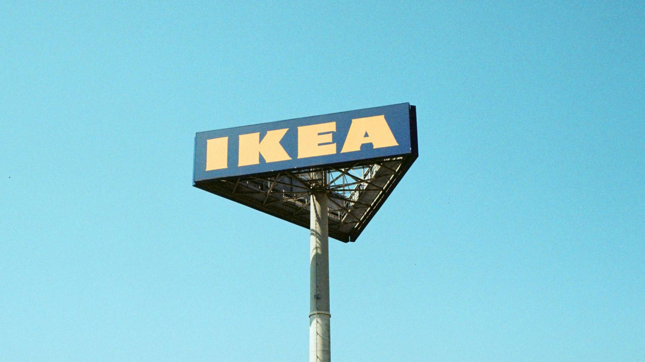 Kan du overleve en nat i IKEA? Se traileren til mareridt-gys, som den svenske gigant vil have sat stopper for