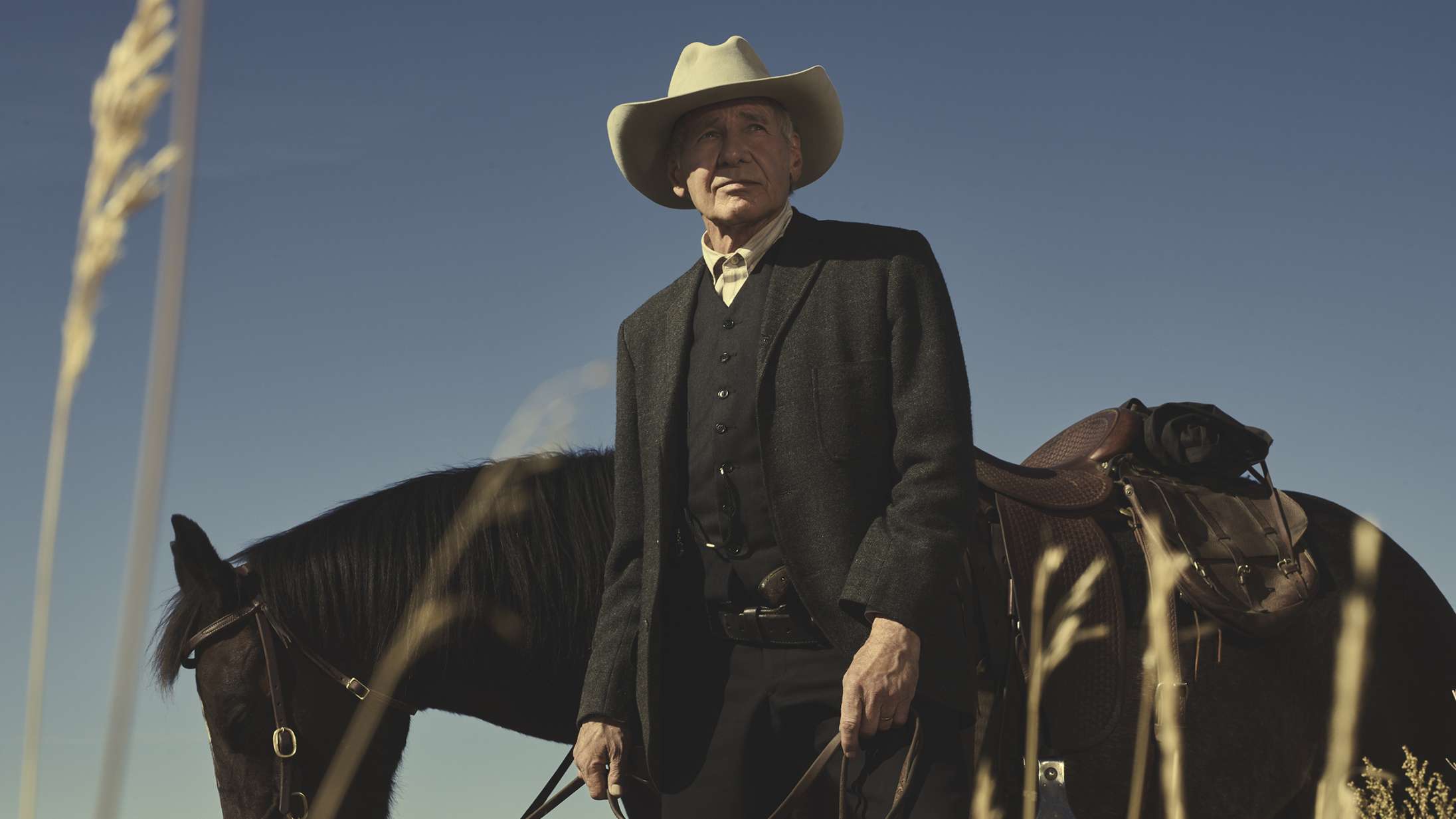 Harrison Ford og Helen Mirren går i krig i første fulde trailer til ‘Yellowstone’-prequel