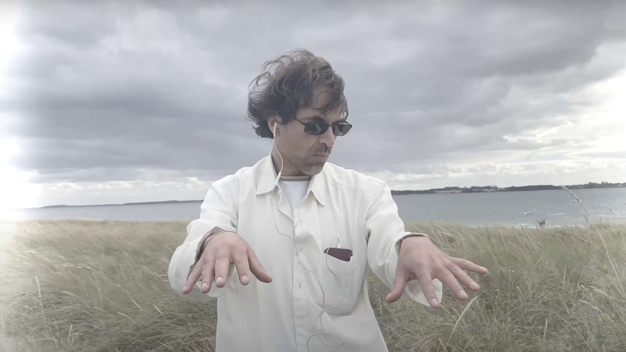 Choir Of Young Believers surprise-udgiver første album i seks år