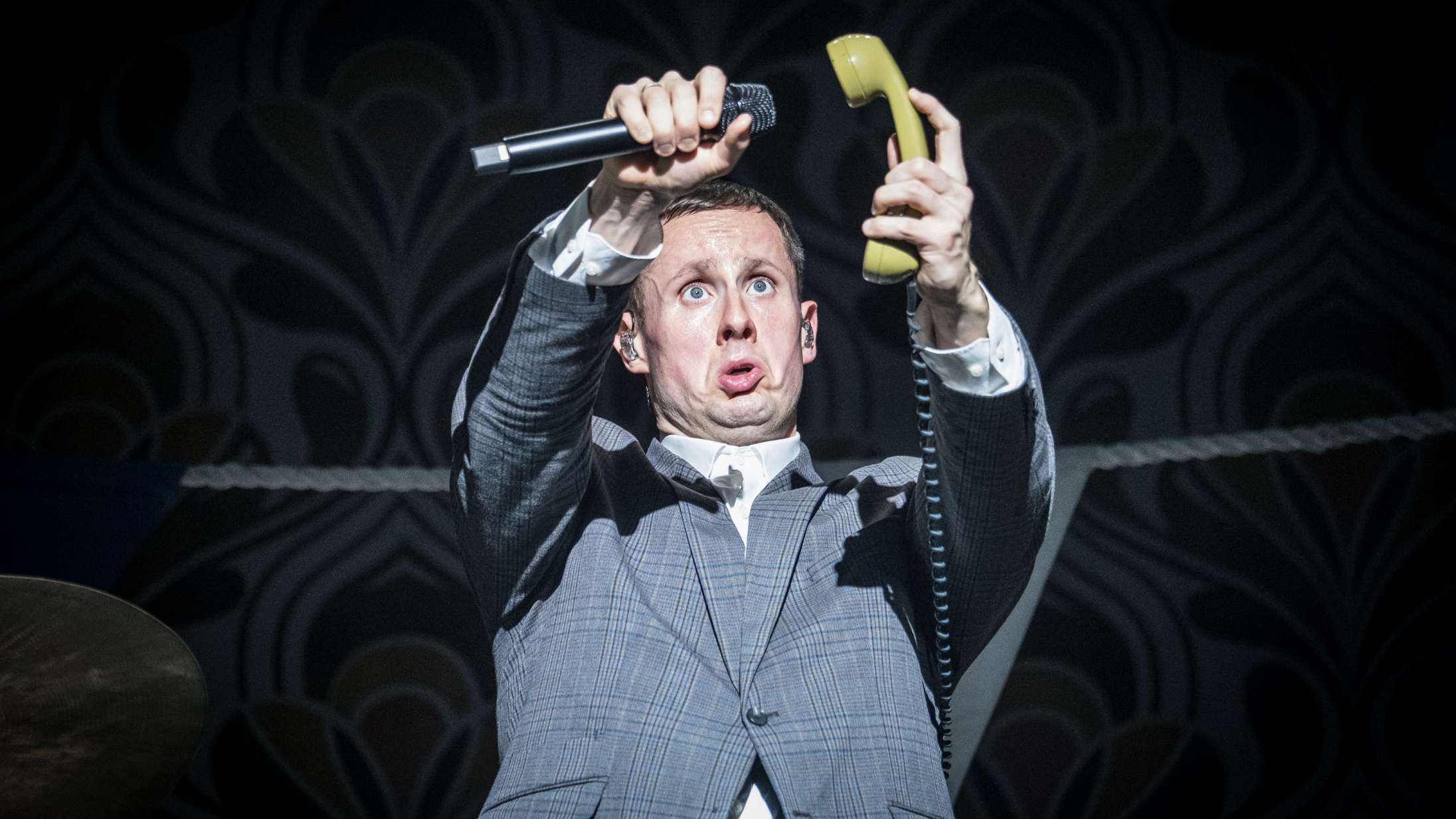 Benjamin Hav strøede sin mormors aske ud over publikum til fantastisk underholdende koncert