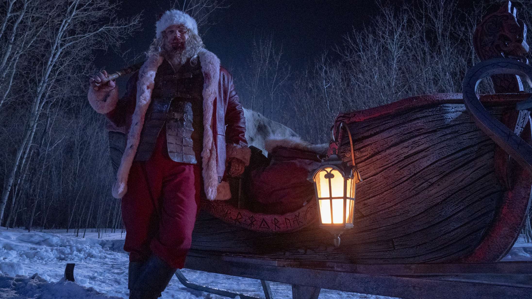 ’Violent Night’: David Harbours julemand smadrer uartige bøllers kranier i biografaktuel julefilm