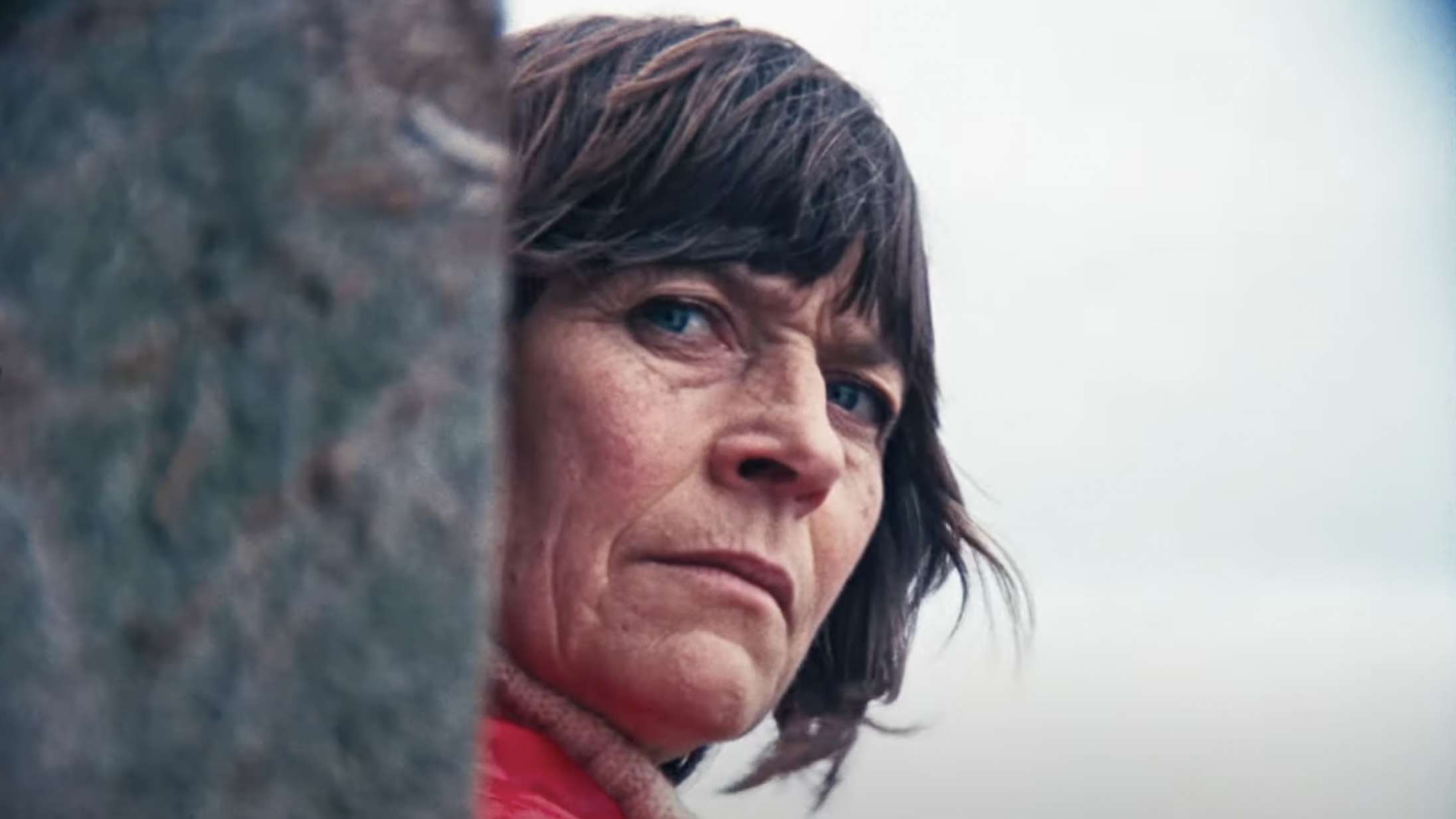 Se den hårrejsende trailer til en af årets mest lovende horrorfilm, ‘Enys Men’