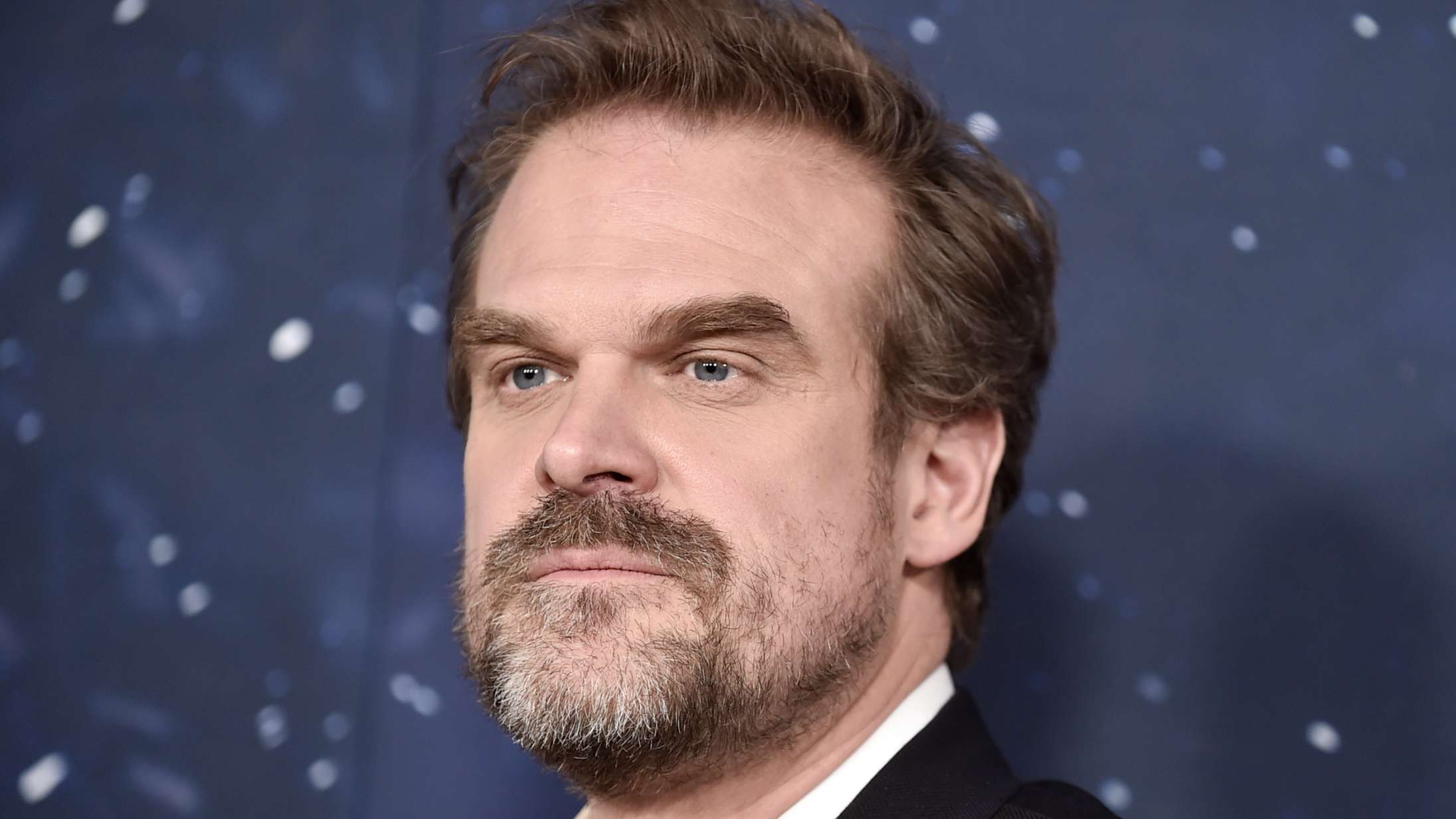 David Harbour og Jodie Comer medvirker i kommende mystisk gyserspil