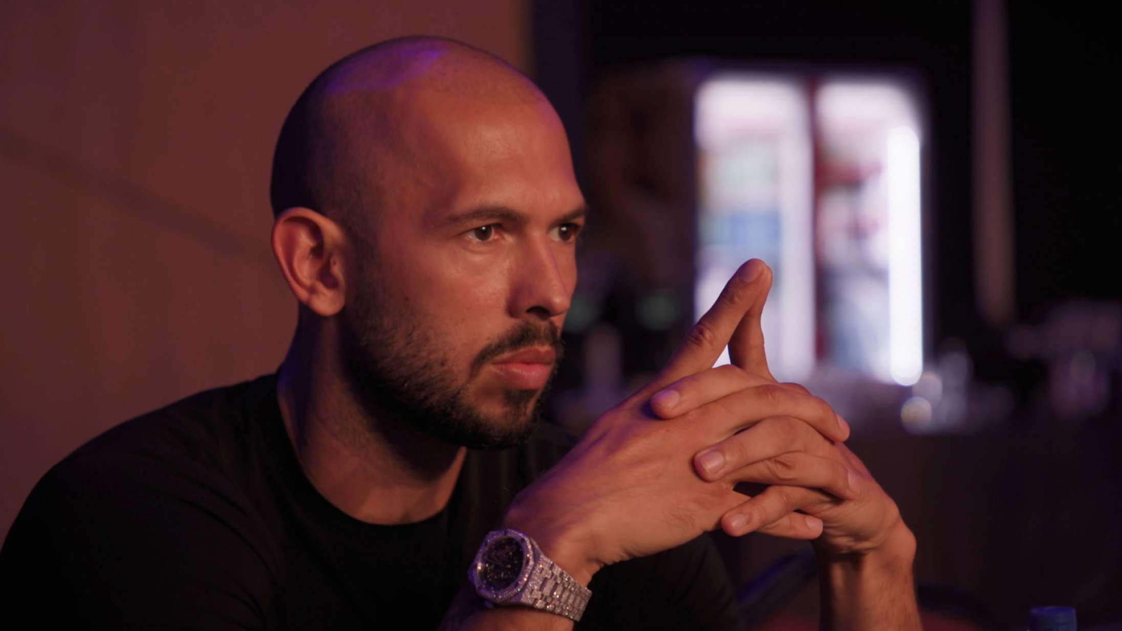 ‘Andrew Tate – et farligt forbillede?’: Man tror dårligt sine egne øjne i mødet med kvindefjendsk influencerfænomen