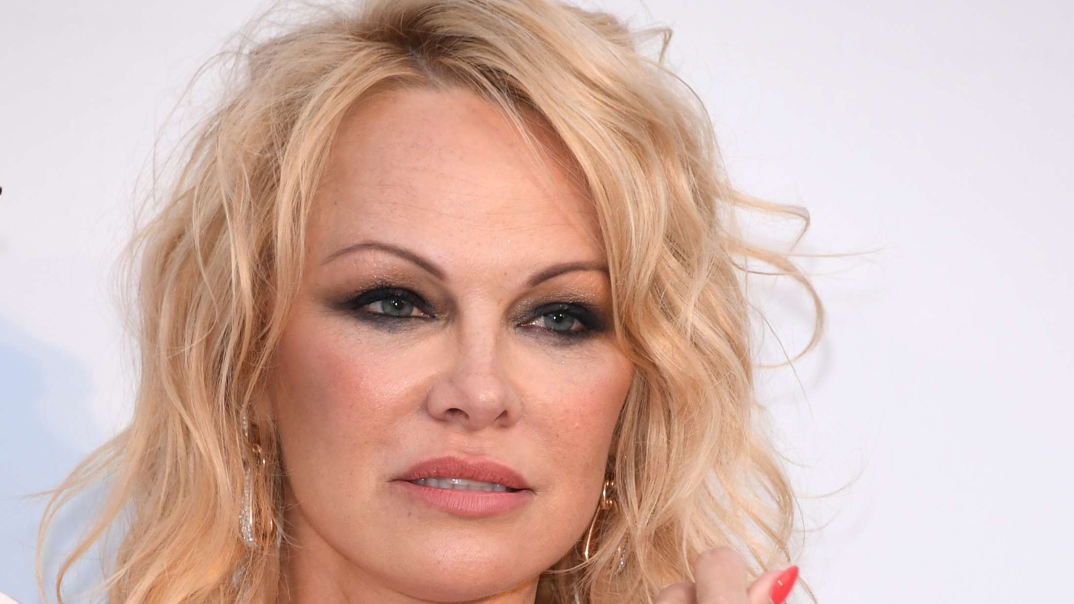 Pamela Anderson sætter navn på den eneste mand, der respekterede hende