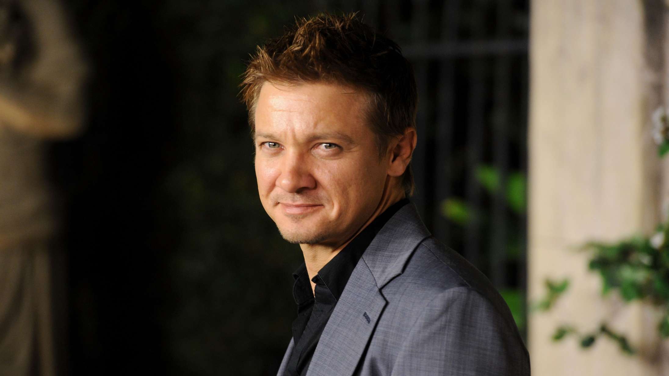Jeremy Renner er klar til at vende tilbage som Hawkeye efter sneplovsulykke