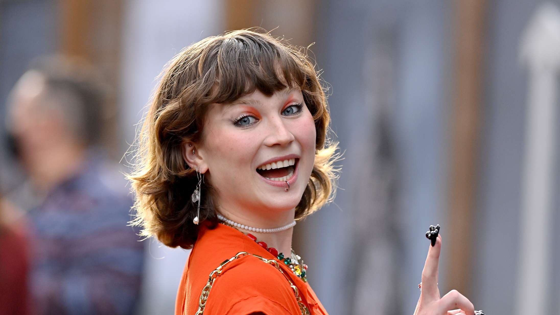 Björks datter springer ud som musiker – hør hendes første single nogensinde