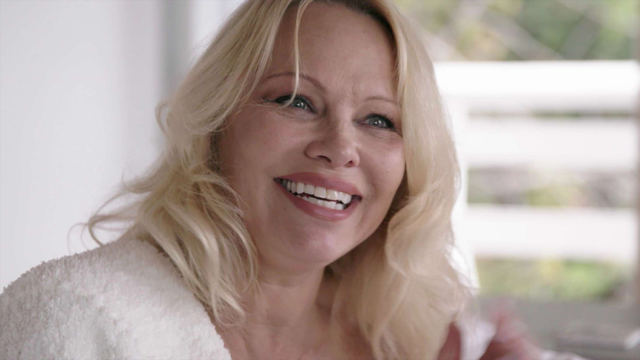 ’Pamela, a Love Story’: Efter at have hørt Pamela Andersons vidnesbyrd bør vi boycotte ’Pam and Tommy’-serien