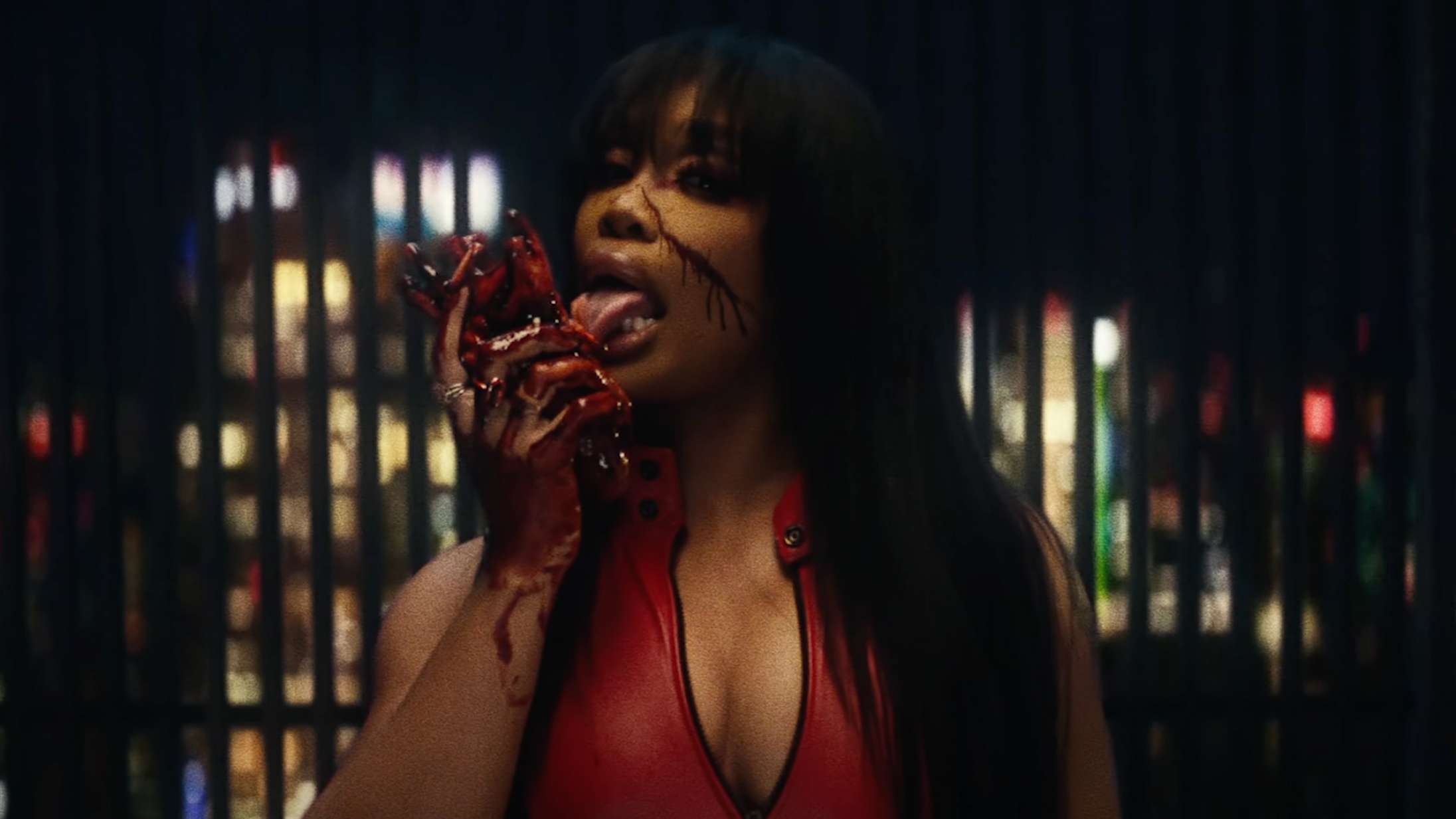 Se SZA gå fuld Uma Thurman og Tarantino i den vilde musikvideo til ‘Kill Bill’