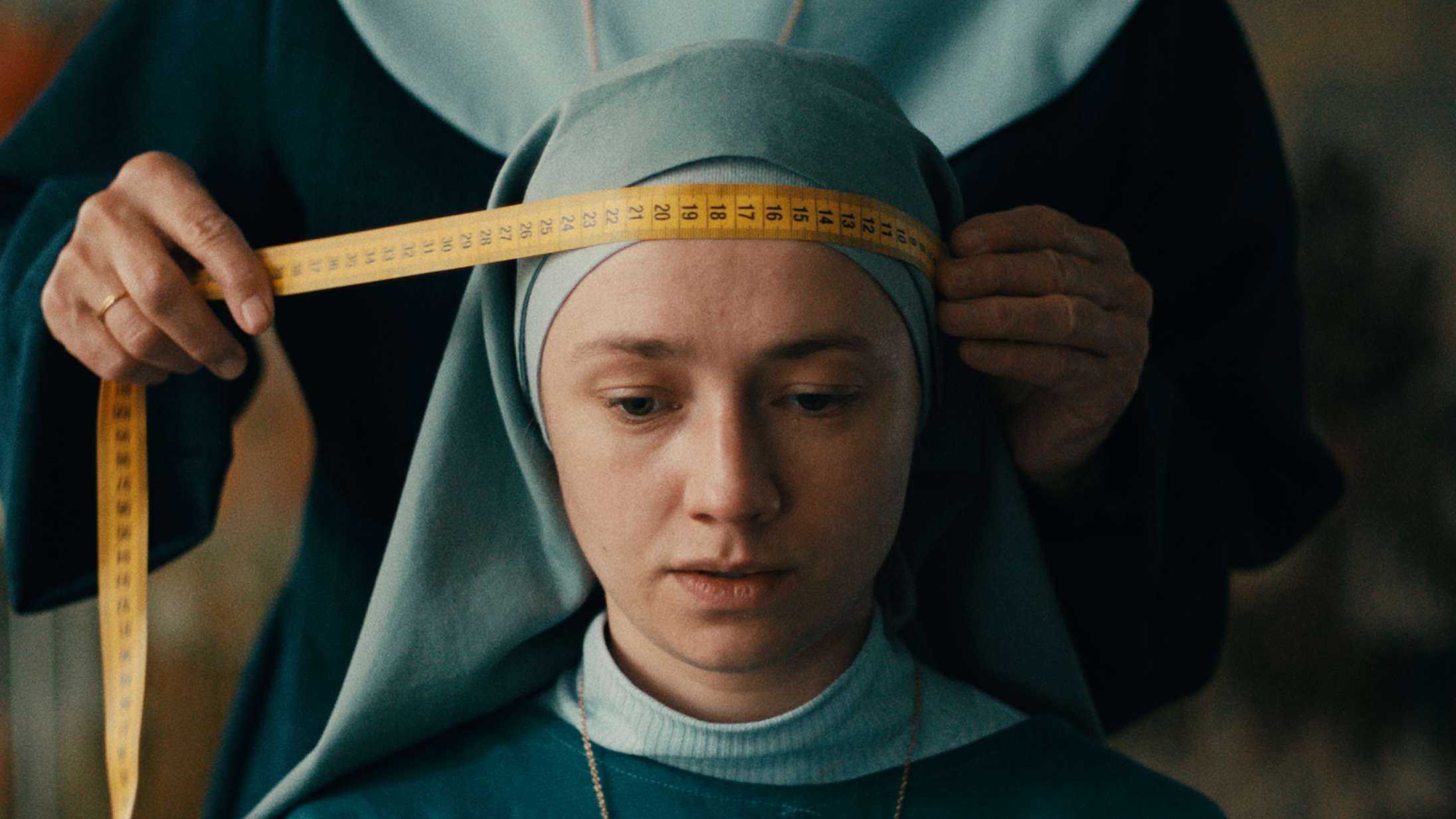 ’Den store stilhed’: Dansk debutfilm er en urovækkende og rørende klosterthriller