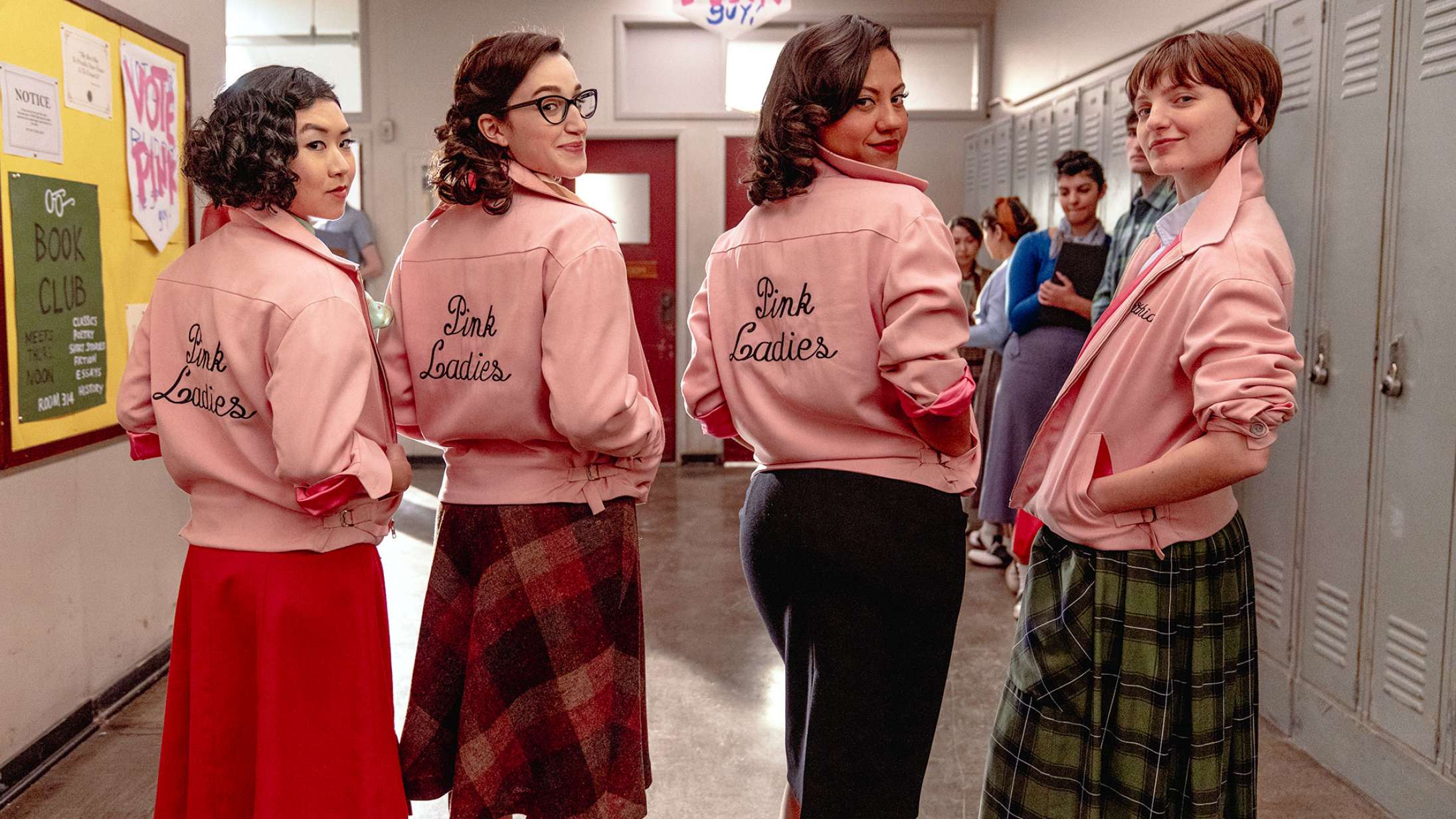 ‘Grease: Rise of the Pink Ladies’ fortæller historien bag musicalklassikeren – se seriens første teaser