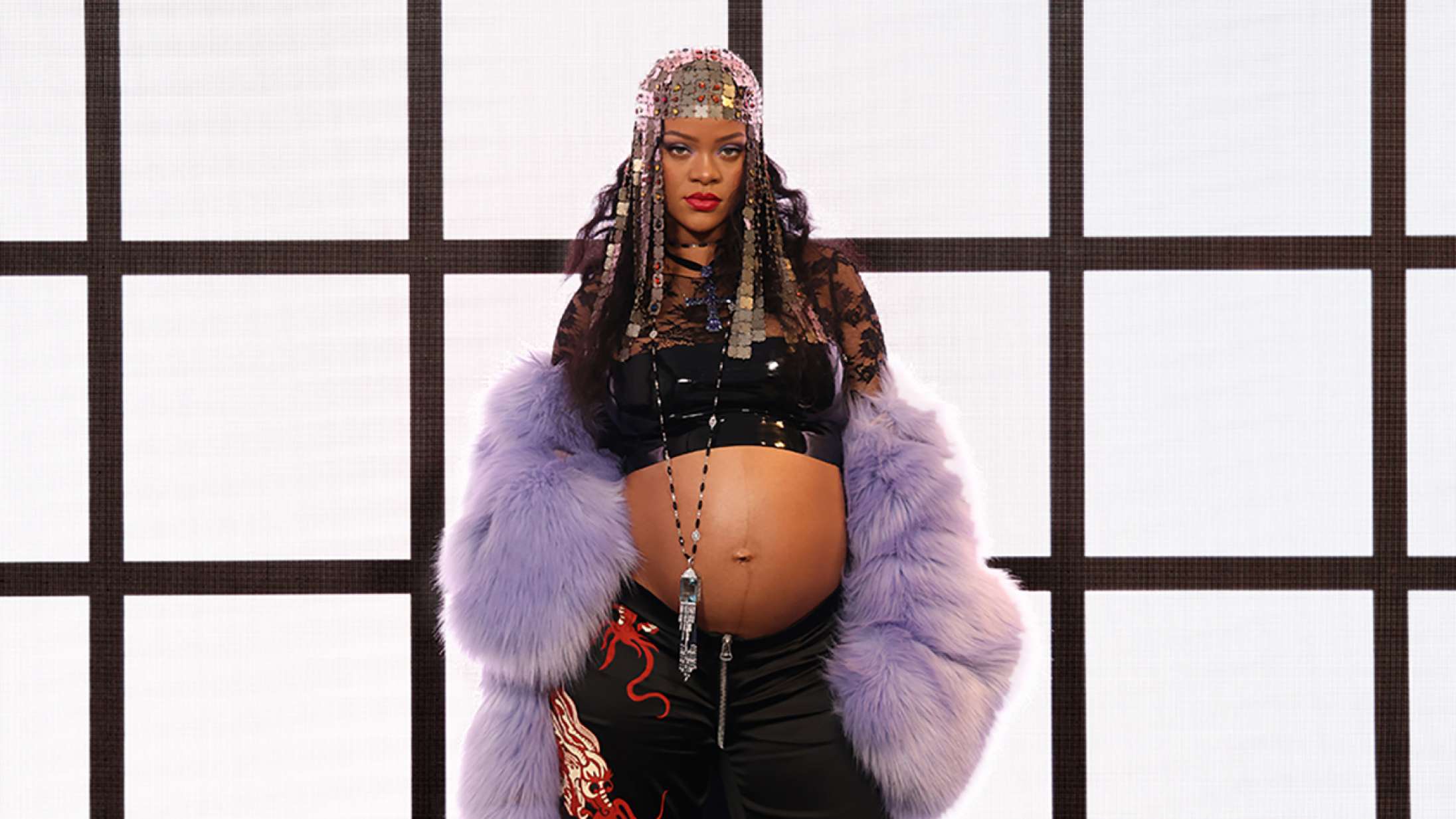 Rihanna er frontfigur for Pharrell Williams første Louis Vuitton-kampagne