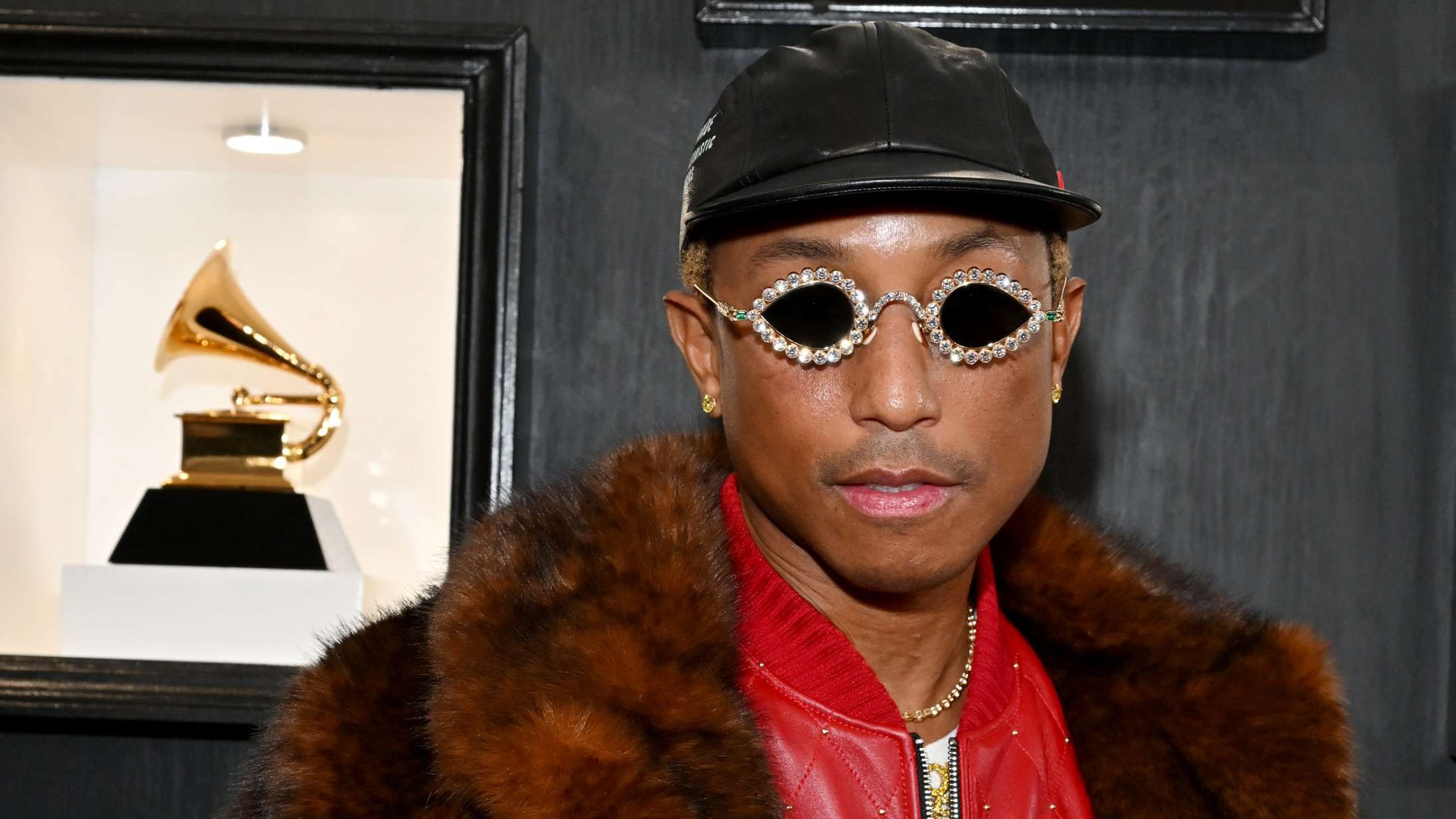 Pharrell bliver ny kreativ chef for Louis Vuittons herretøj