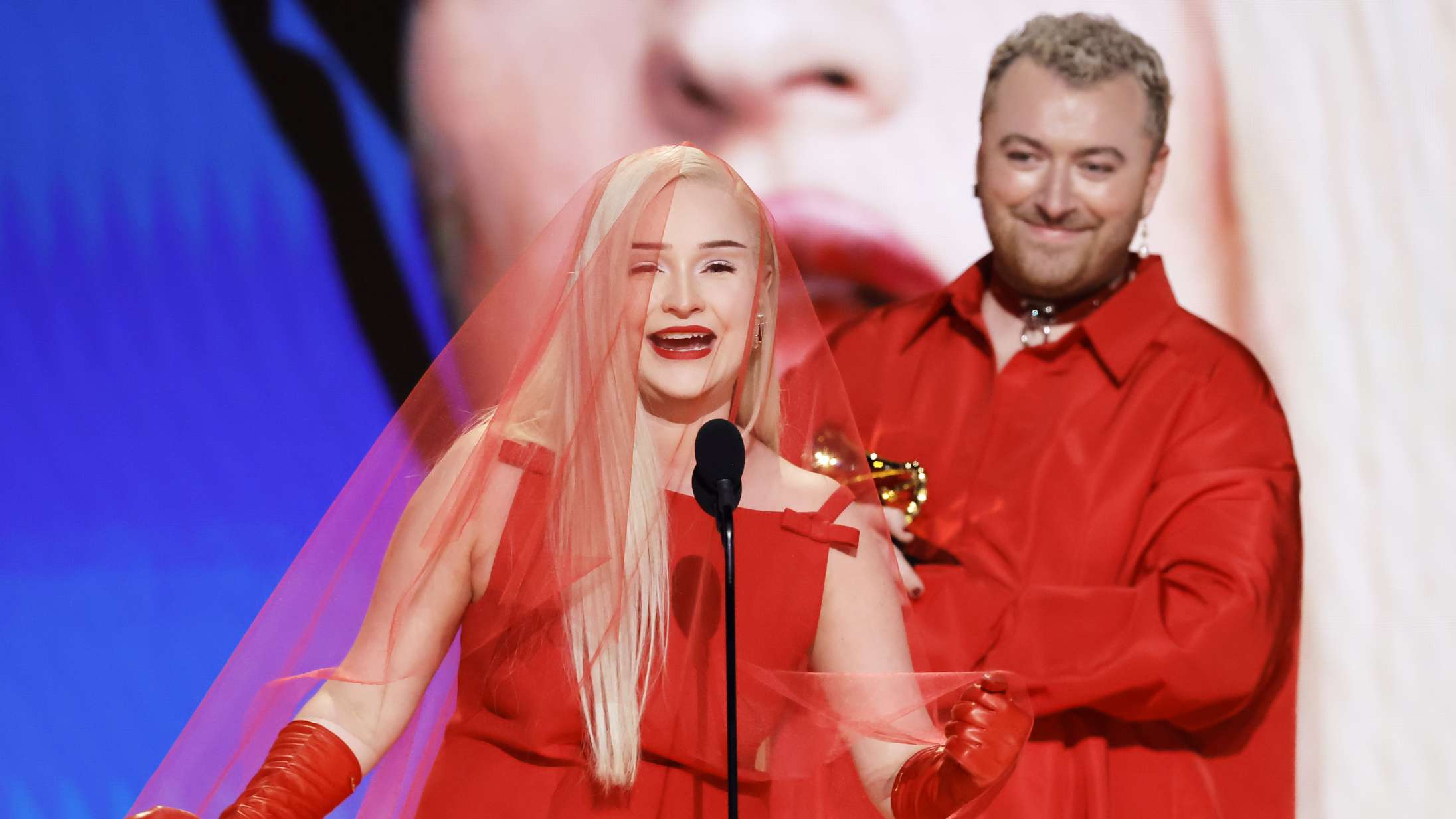 »Jeg er en tranny med en Grammy«: Kim Petras er den første transkvinde til at vinde særlig pris