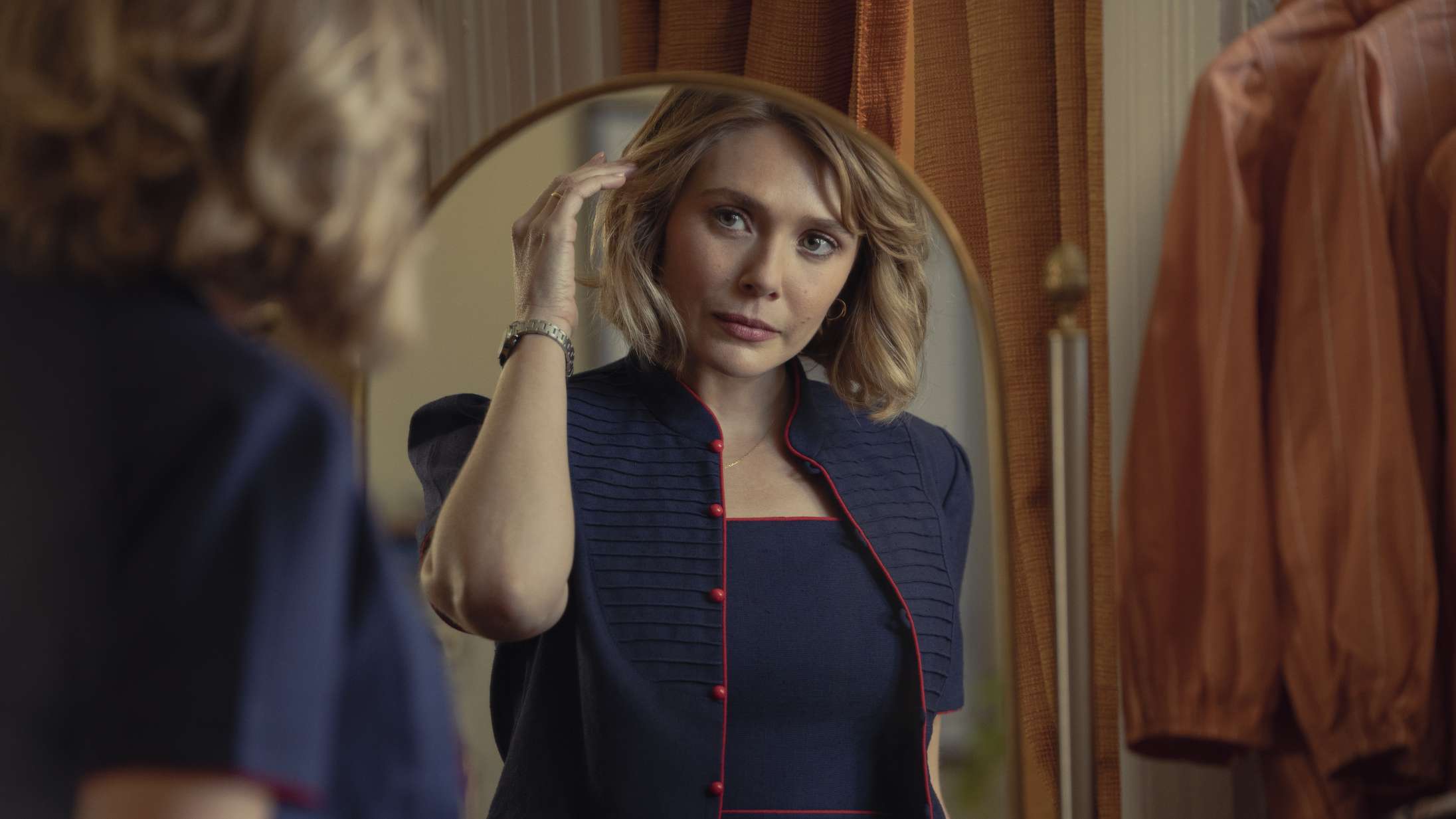 Se Elizabeth Olsen som morderisk husmor i den urovækkende trailer til HBO Max-dramaet ’Love and Death’