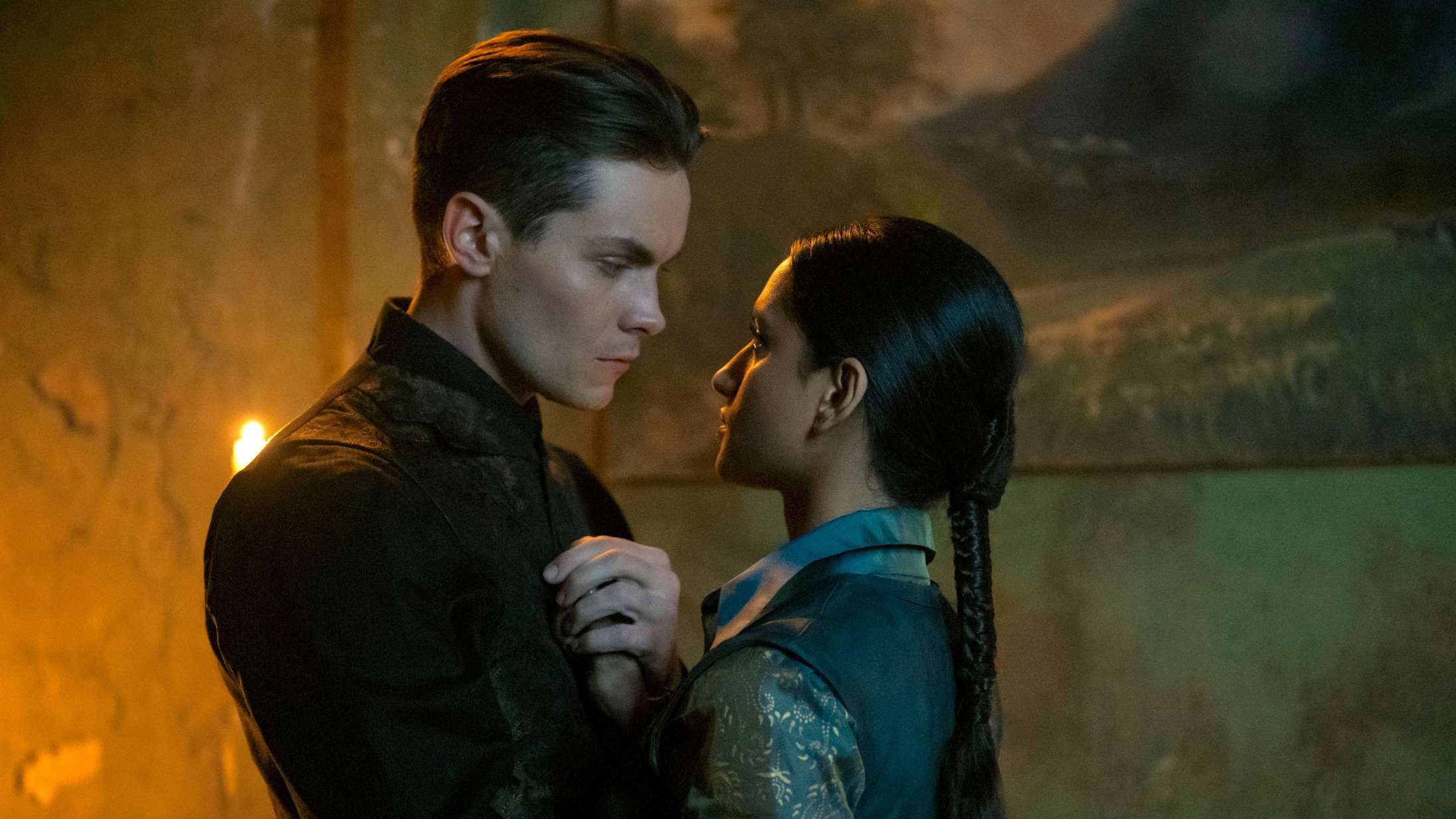 ‘Shadow and Bone’ sæson 2: Netflix’ populære fantasyserie er en sand tidsrøver