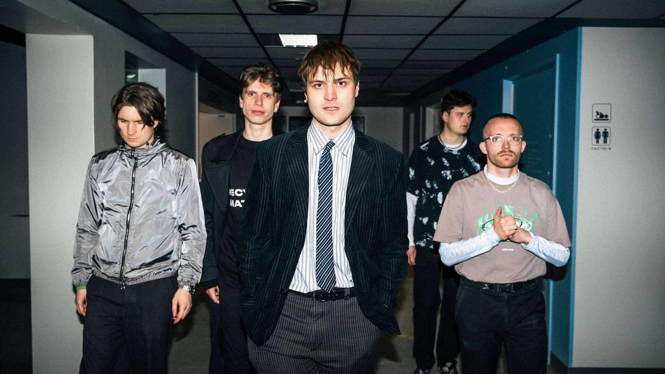 Zar Paulo flyttede ind på et »fucking nøjeren« sygehus for at skrive deres debutalbum: »Vi måtte godt have det lidt ubehageligt«