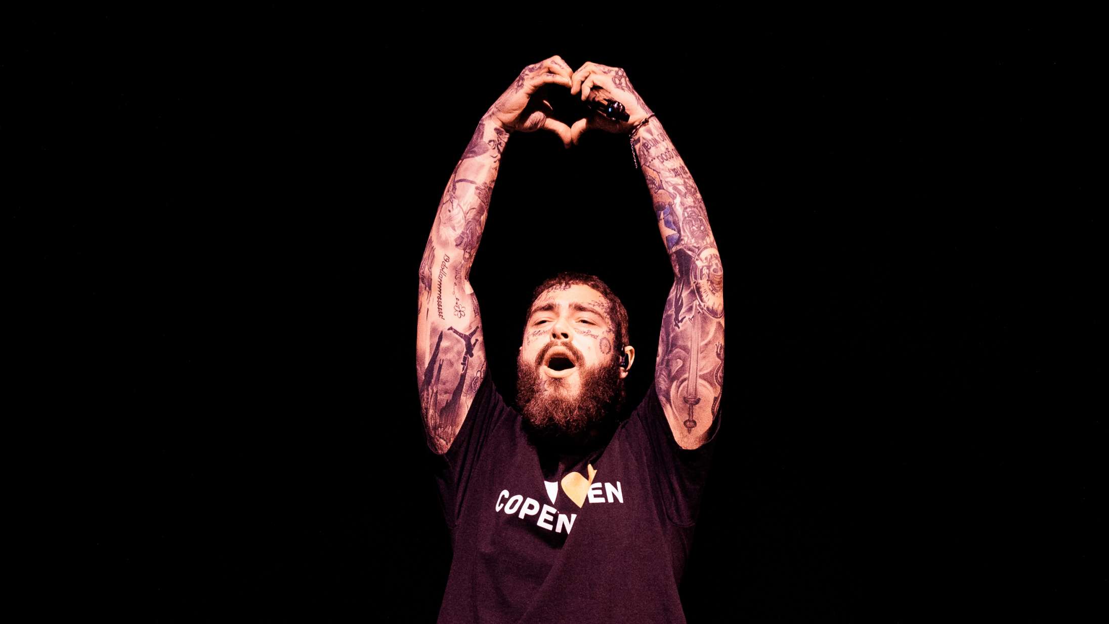 Nej, Post Malone er ikke syg eller på stoffer – han er bare blevet far