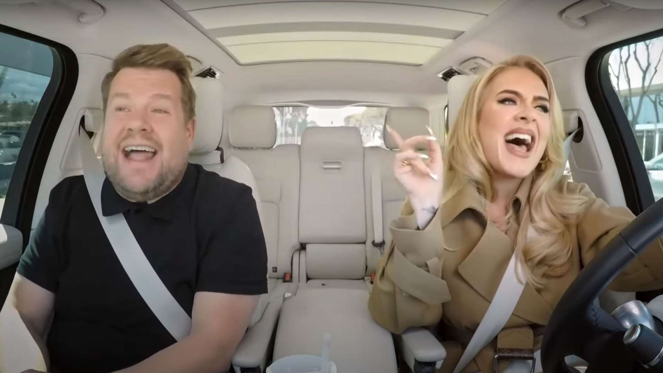 Adele genforenes med James Corden i sidste ‘Carpool Karaoke’ nogensinde – se videoen
