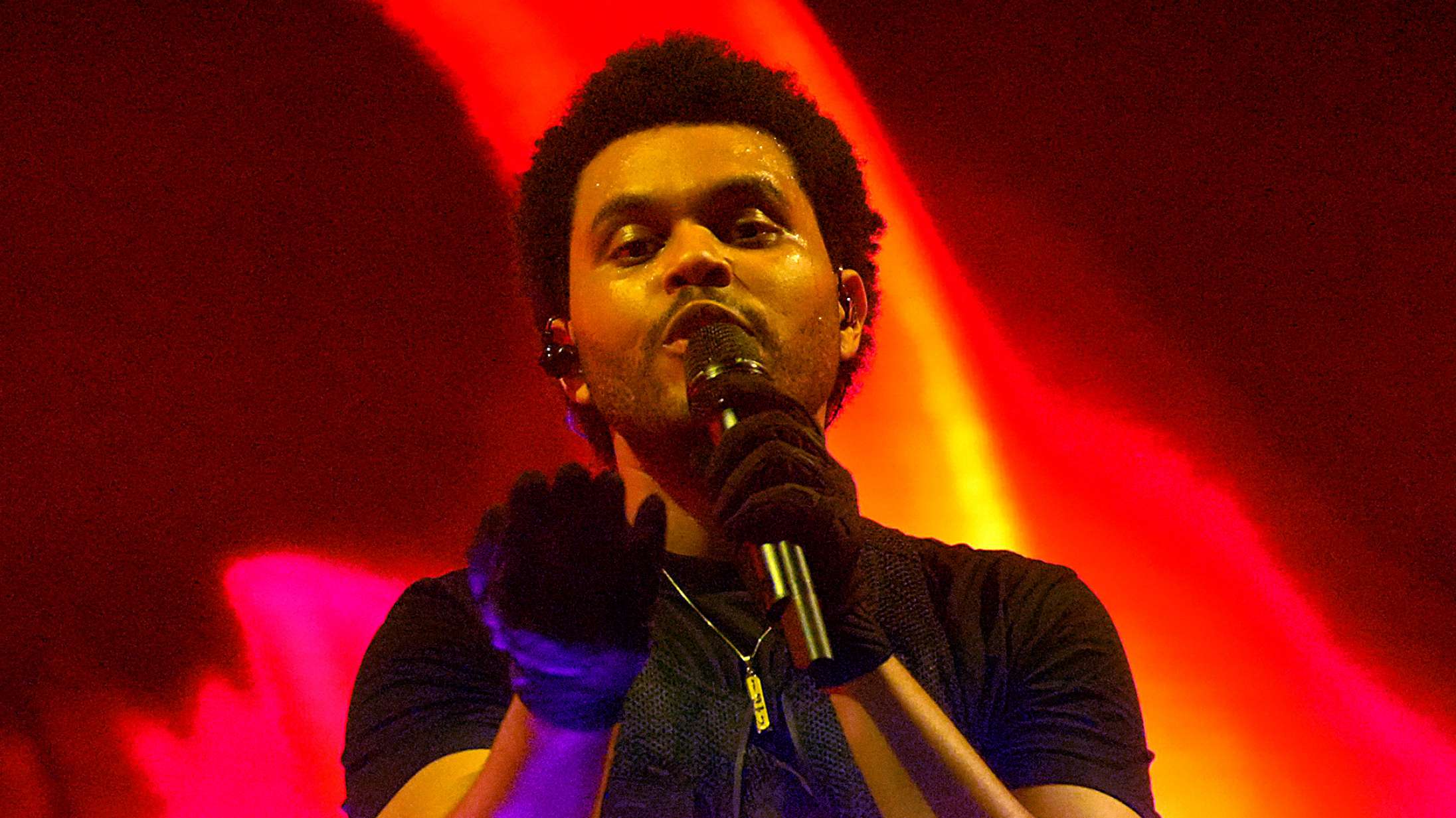 Coachella satte næsten ild til The Weeknd – bogstaveligt talt