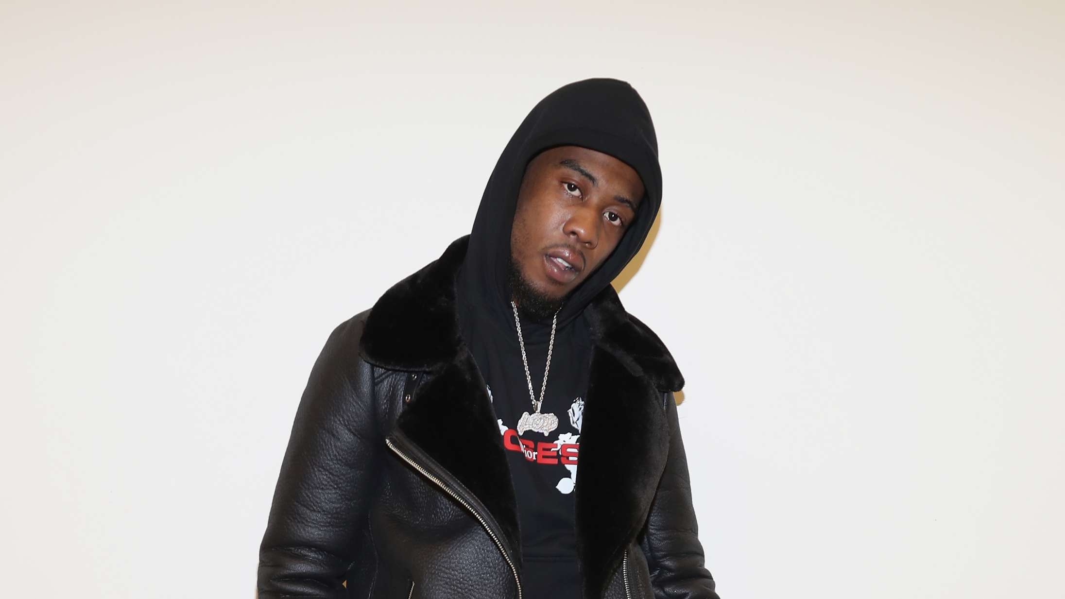 Rapstjerne har angiveligt onaneret på fly – nu er han sigtet for blufærdighedskrænkelse