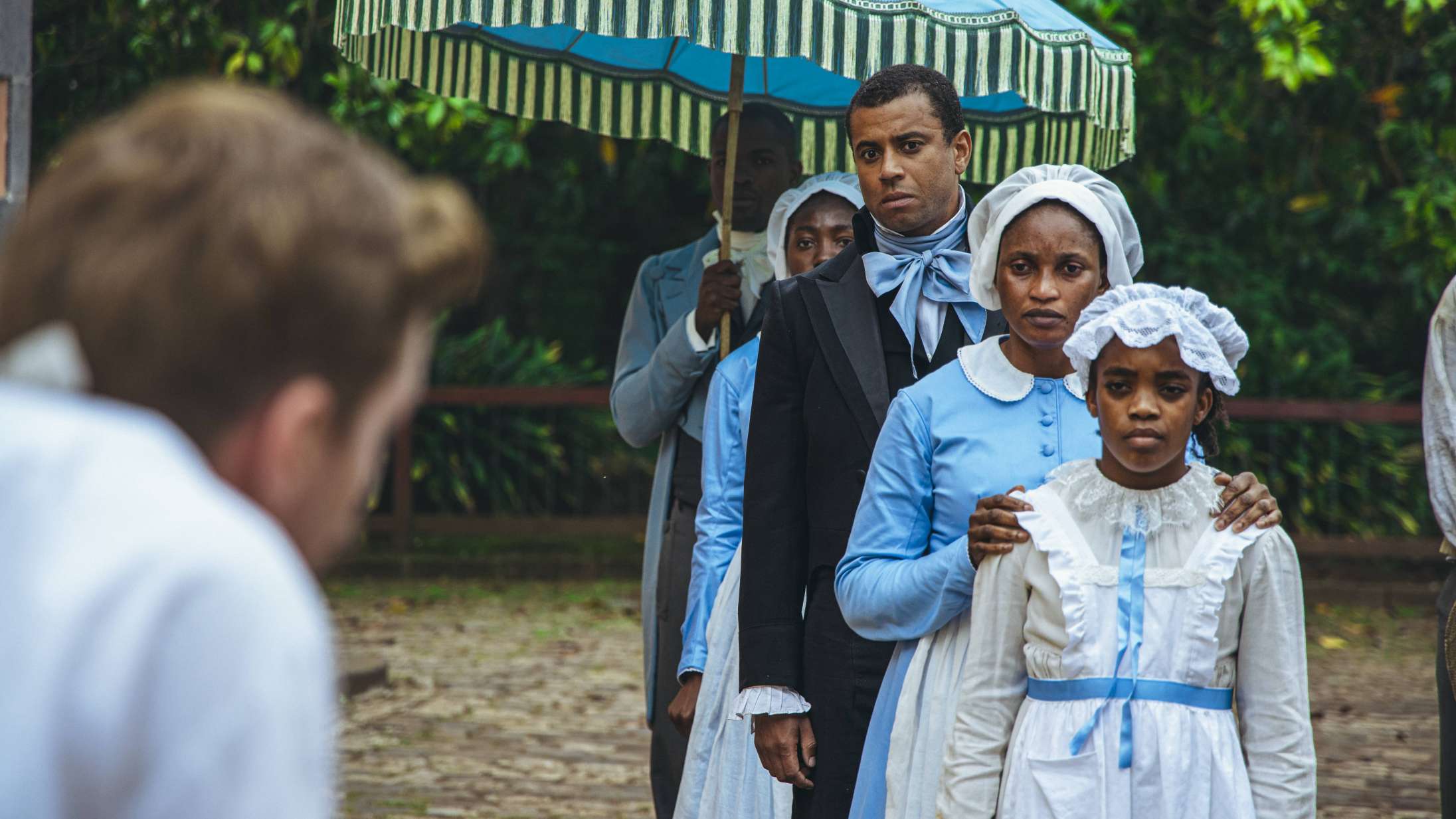 Ny film om dansk slavefortid blander brutalitet og humor: »Det var ekstremt voldeligt bare at skulle sidde og tage imod alt det lort«