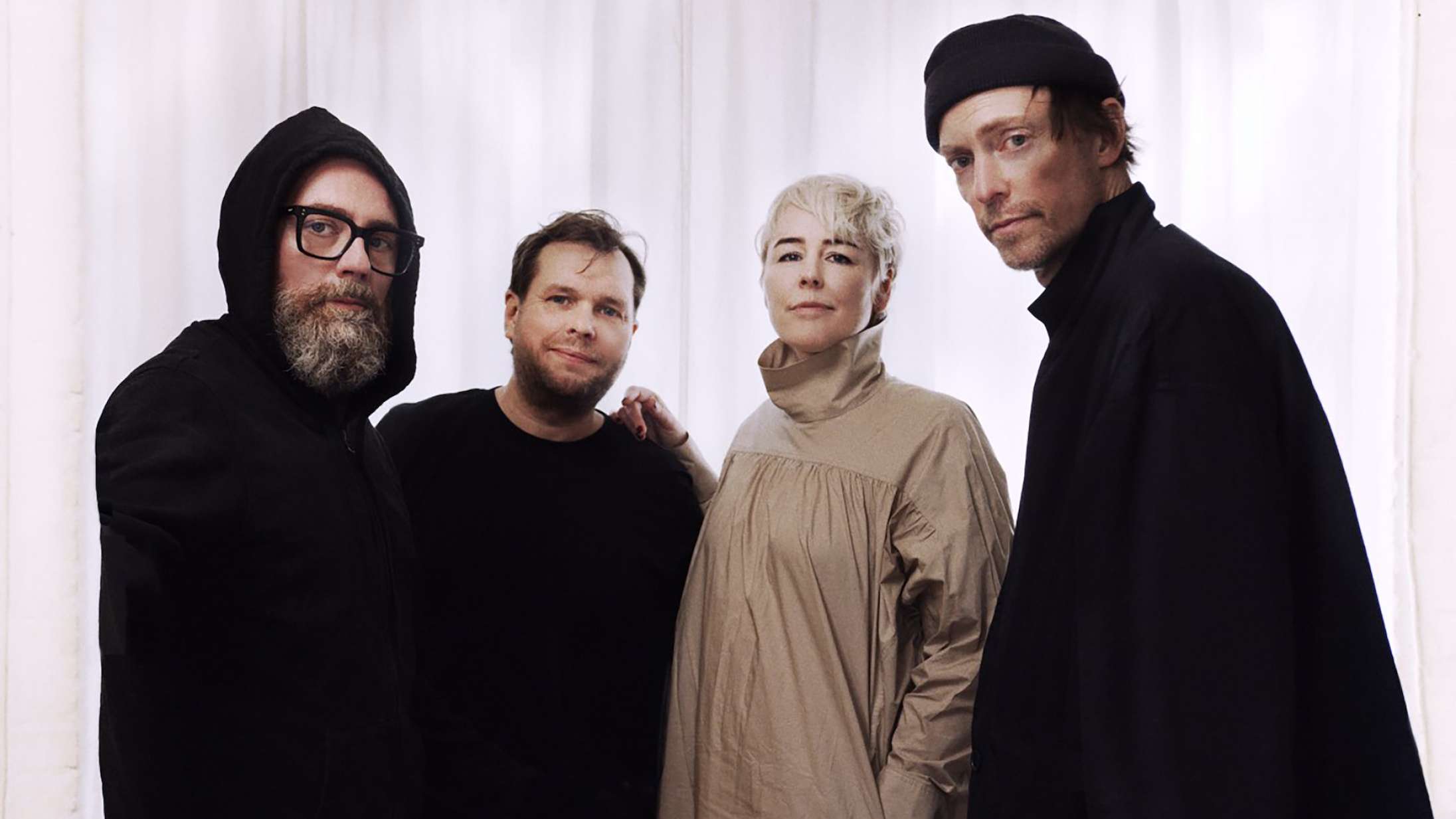 Syd for Solen tilføjer endnu et navn – genopliver det danske indieband Luksus