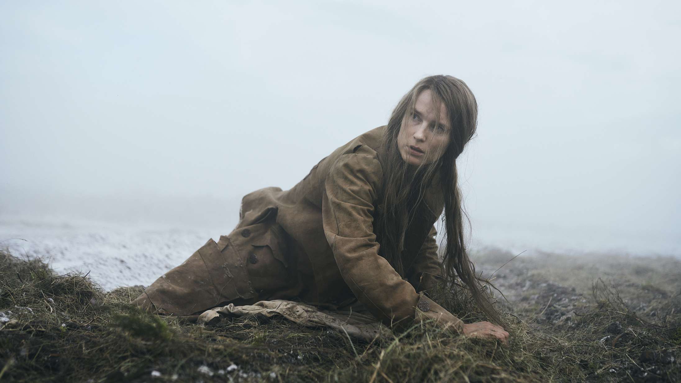 Se Mads Mikkelsen og Amanda Collin i de første storladne billeder fra Nikolaj Arcels ‘Bastarden’