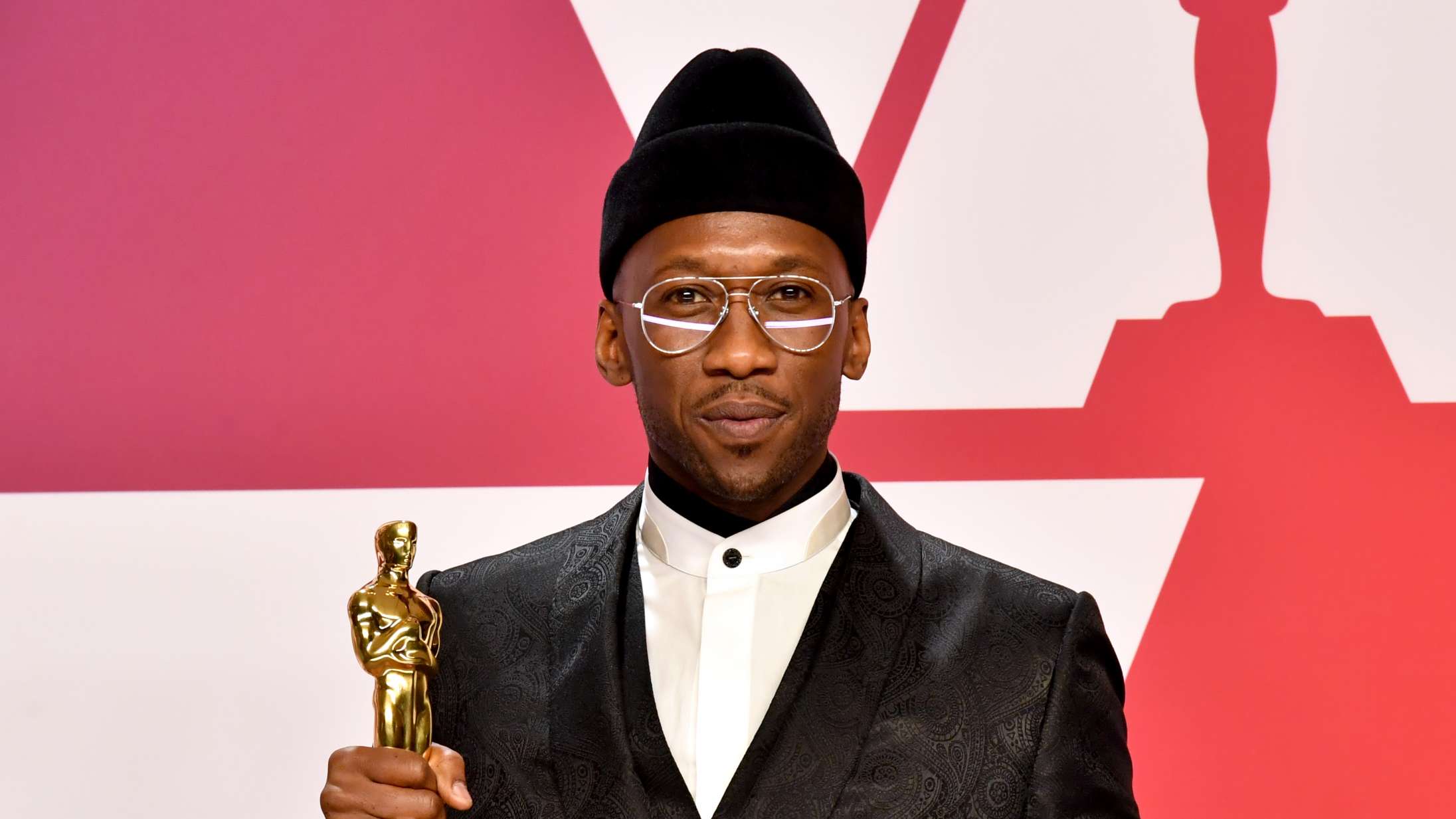 Mahershala Alis debutrolle som kultleder får premiere efter knap 25 år – se traileren til ’Taste the Revolution’