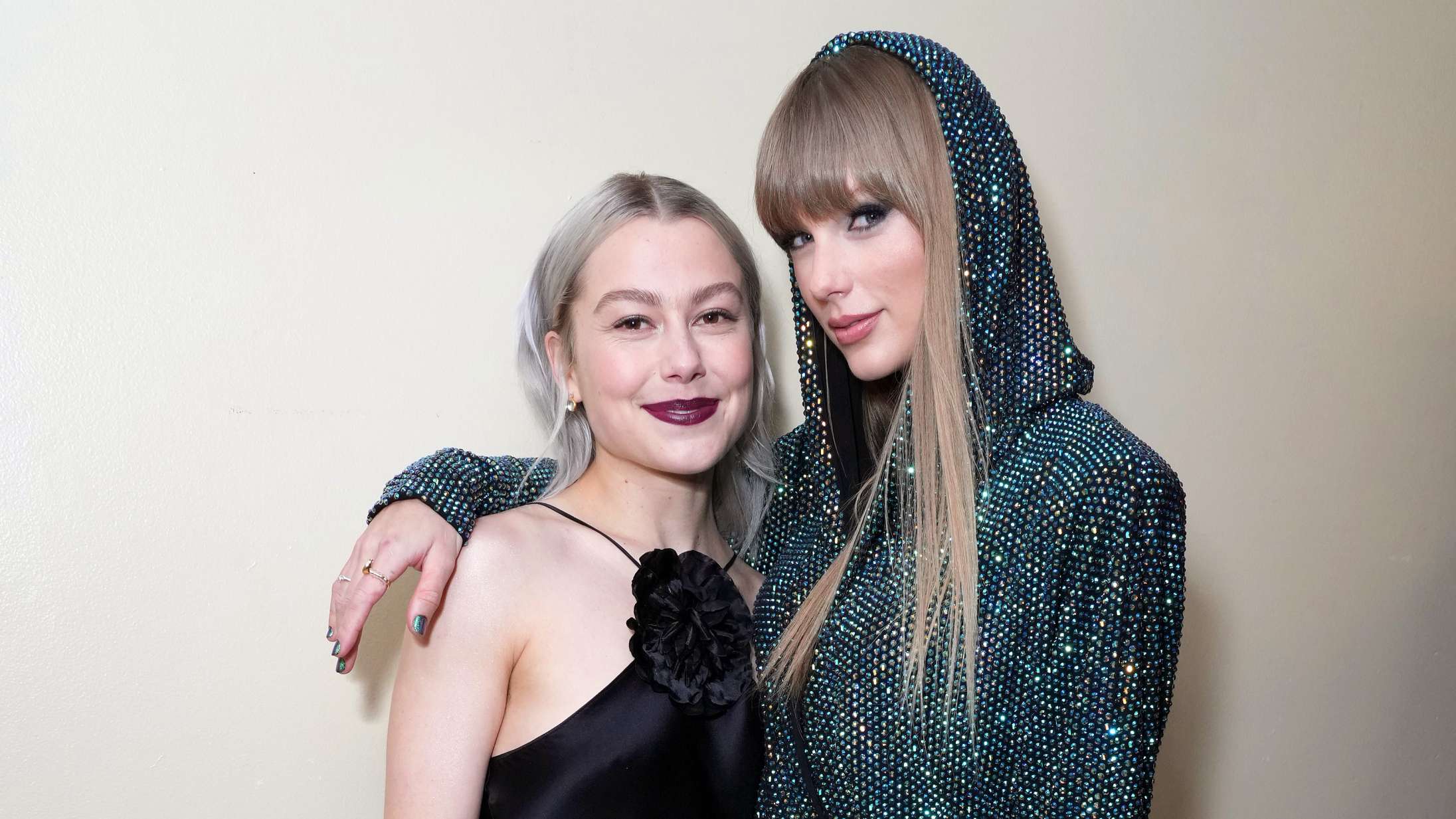 Alle vil samarbejde med Phoebe Bridgers – her er hendes fem bedste features