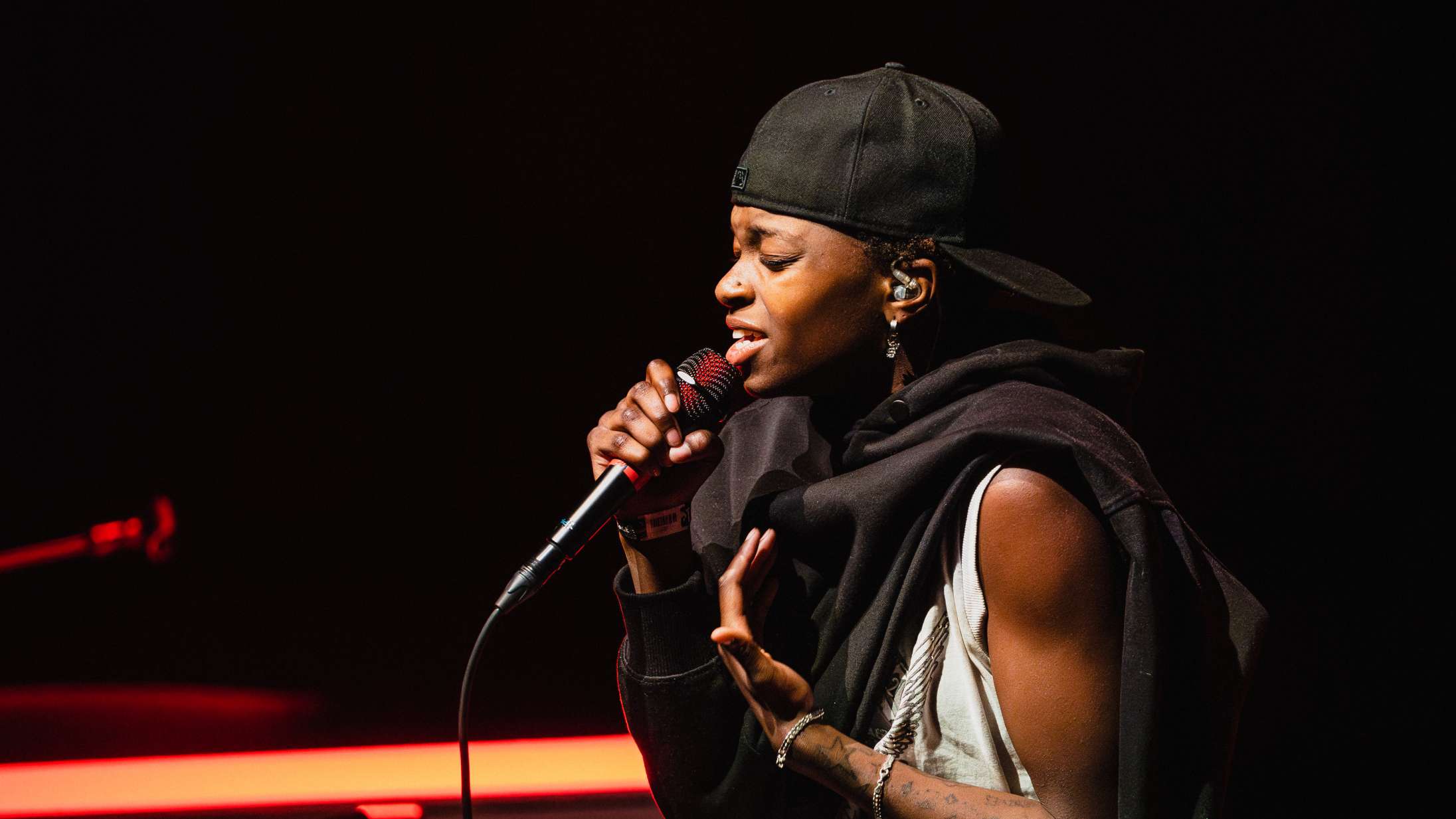 Stortalentet Giift tog et skridt ud af soveværelset på Spot Festival