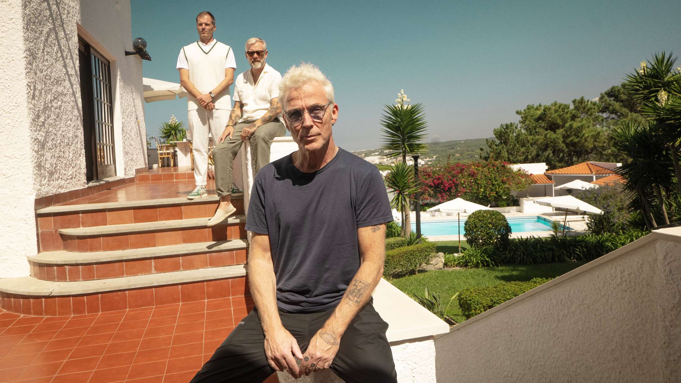 Thomas Helmig åbner op om misbrug over for Casper Christensen i det hidtil bedste afsnit ’All Exclusive’