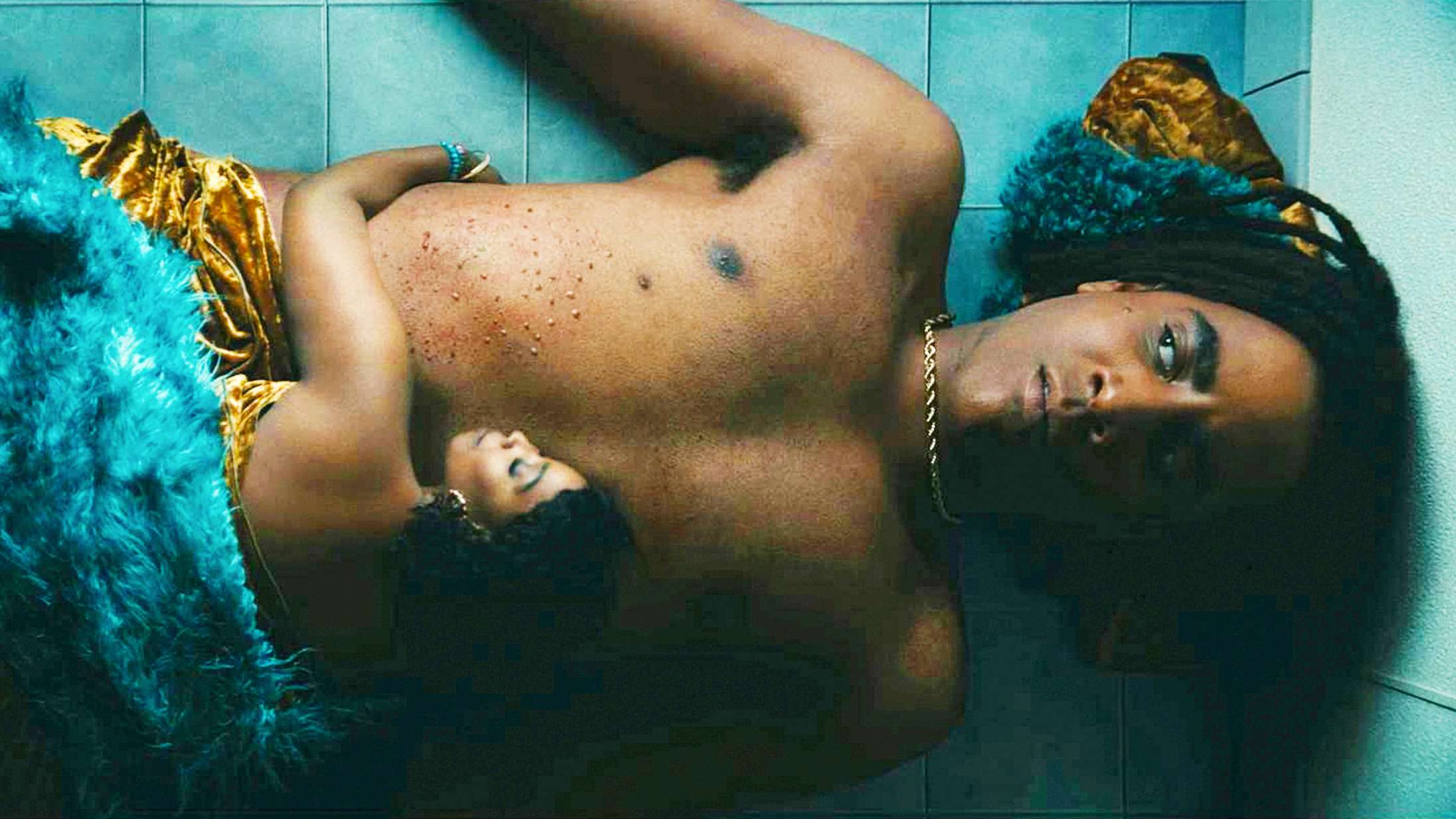 ’I’m a Virgo’: Ny serie om en fire meter høj teenager er som en feberagtig drøm – og fuldkommen enestående