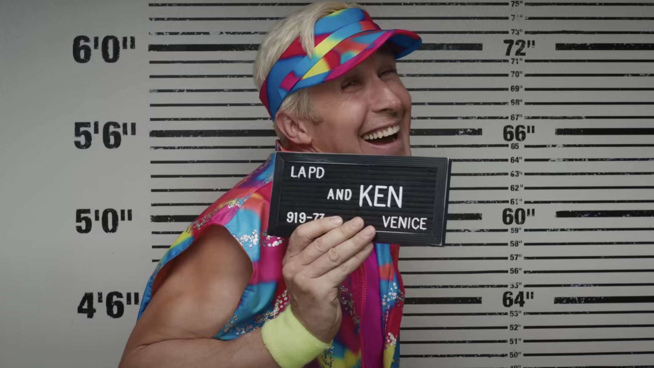 Er Ryan Gosling for gammel til at spille Ken? Hans modsvar til ‘Barbie’-kritikere er genialt