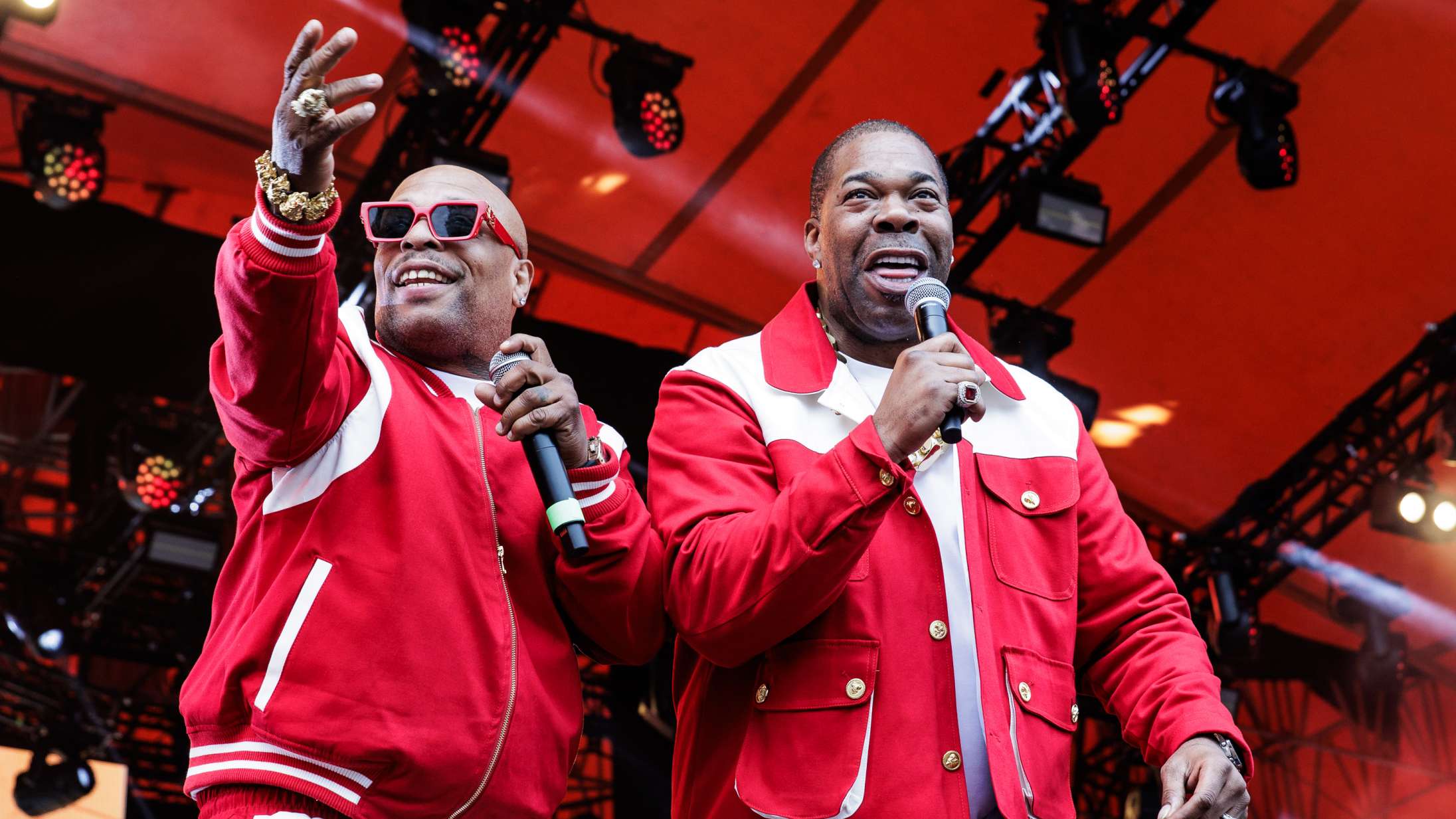 Roskilde Festival: Busta Rhymes skulle nærmest tvinges til at rappe under pinagtig Orange-koncert