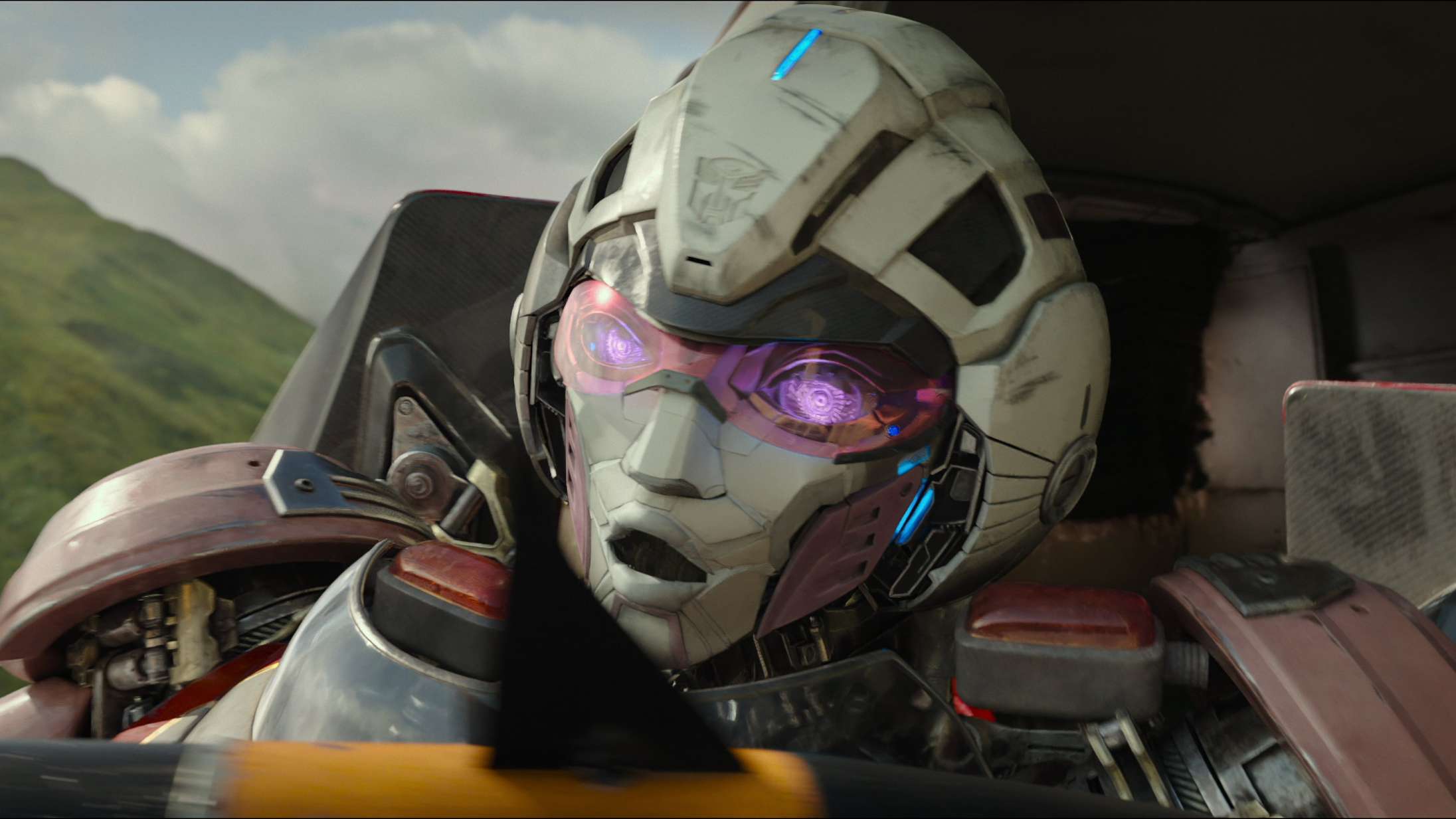 ‘Transformers: Rise of the Beasts’: Har man elsket de seks foregående ’Transformers’-film, vil man også elske denne