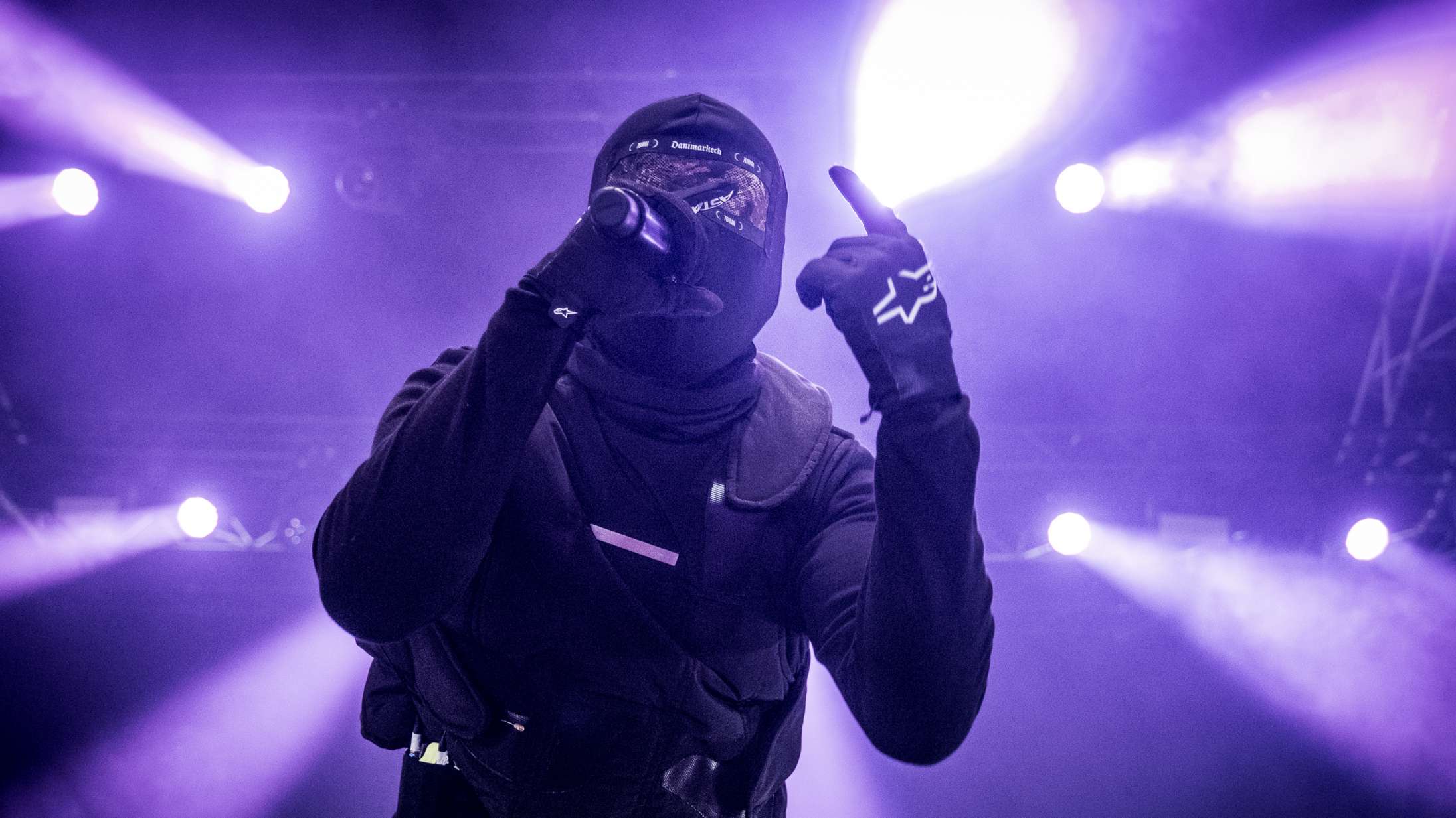 D1ma gav os ikke maskefaldet på Roskilde Festival – han gav os noget meget større