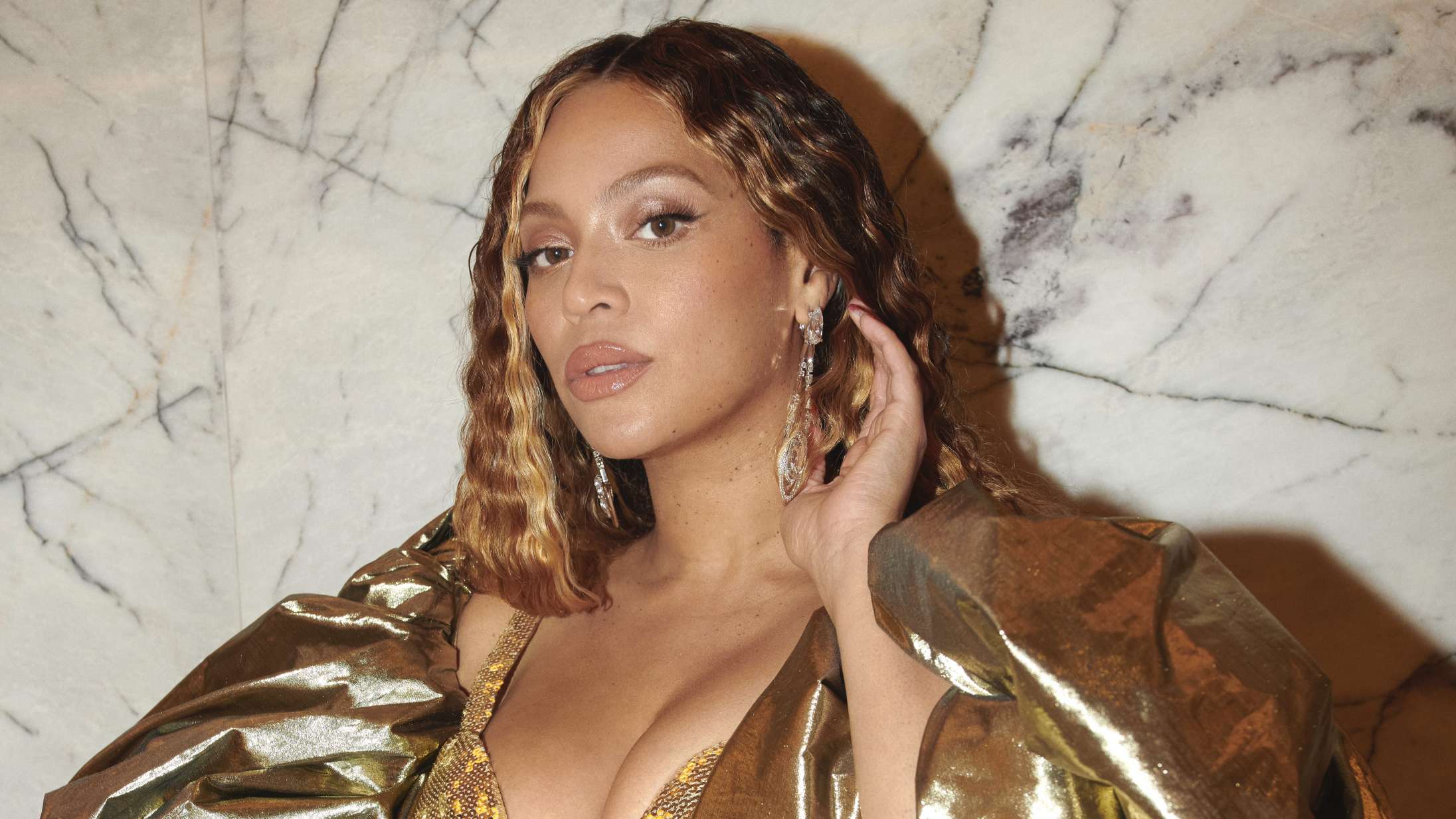 Derfor er Beyoncés navn stavet forkert på hendes nye albumcover