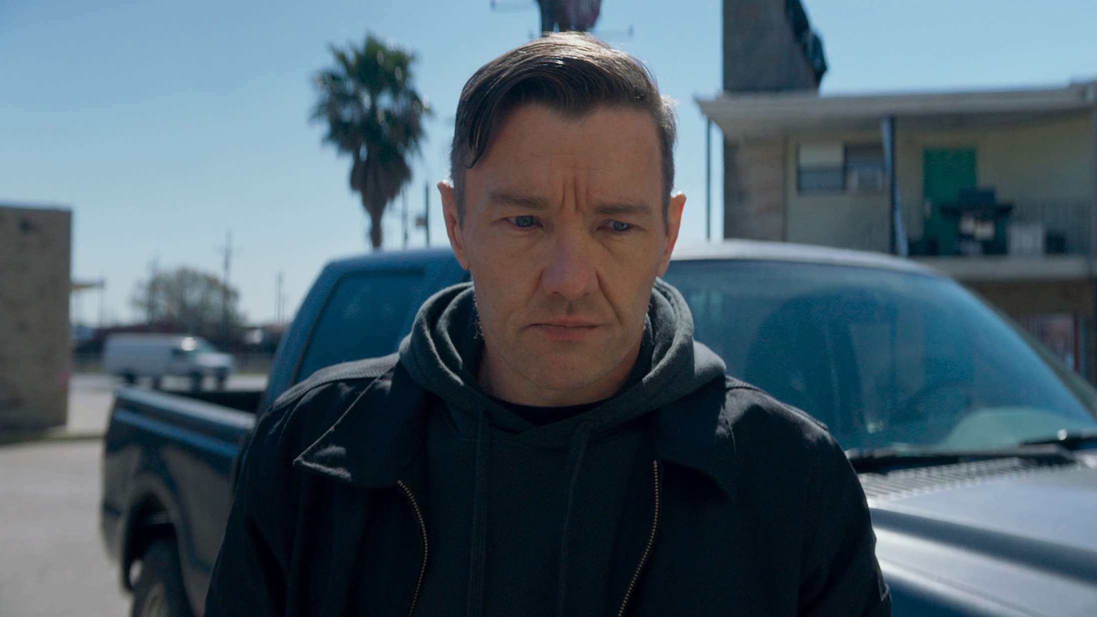 ’Master Gardener’: En nynazist og en afroamerikaner forelsker sig i Hollywood-veterans stilsikre nye film